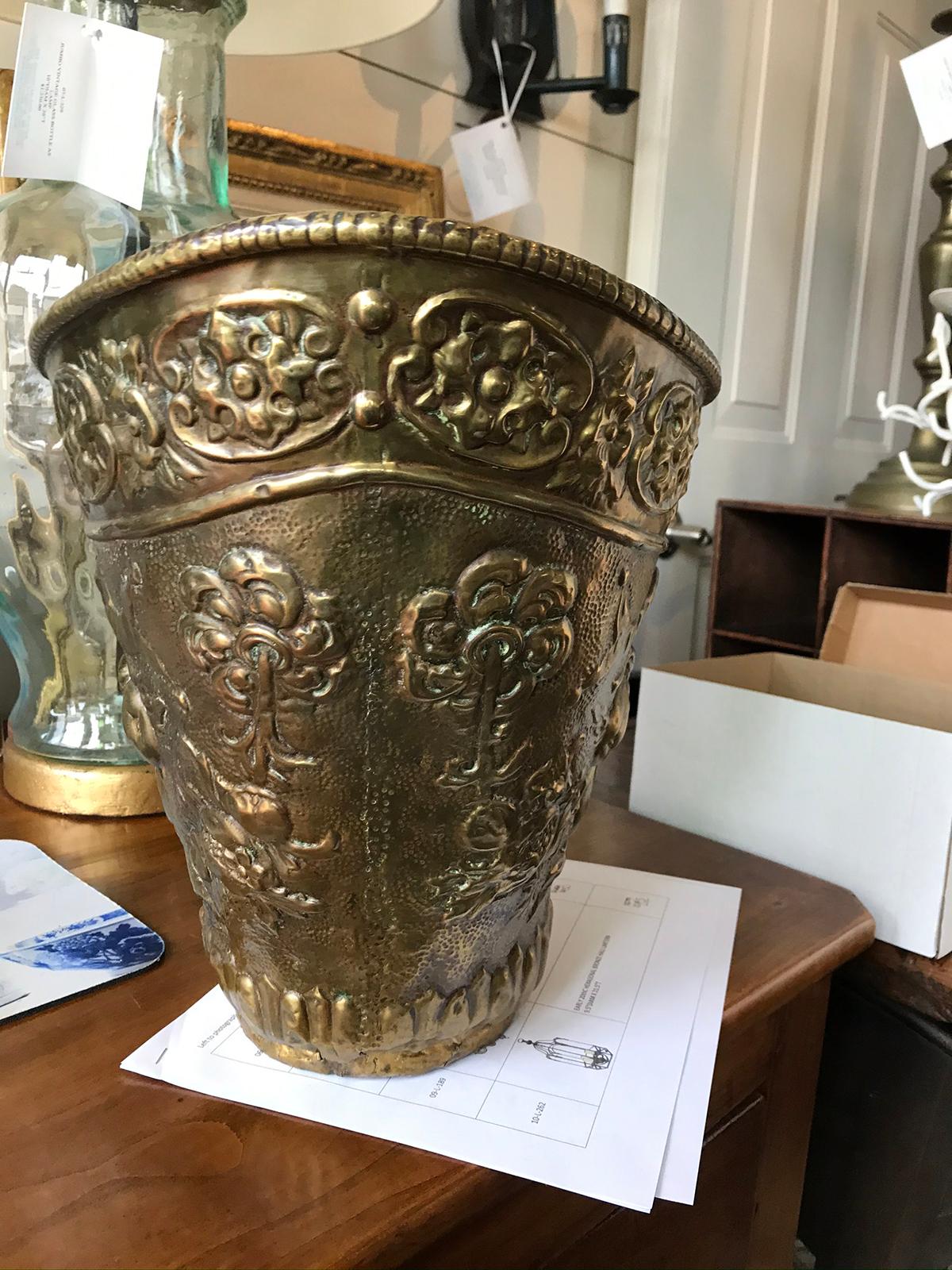 19th Century Brass Kindling Bucket For Sale 3