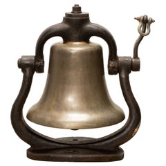 Campana de locomotora de latón del siglo XIX