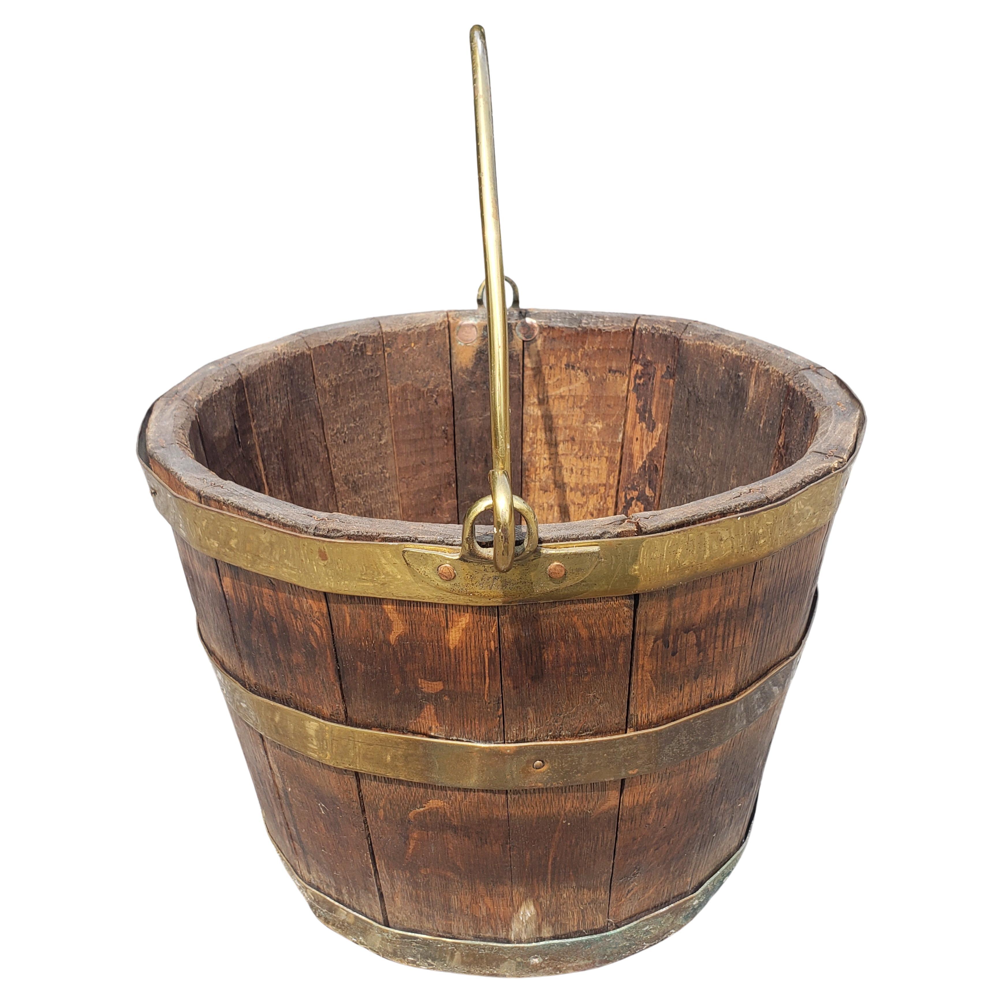 American 19th Century Brass Mounted And Oak Bail Handle Bucket  For Sale