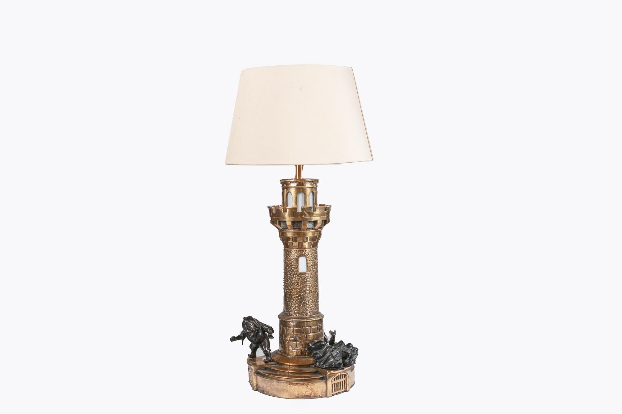Européen Lampe de table en laiton du XIXe siècle en vente