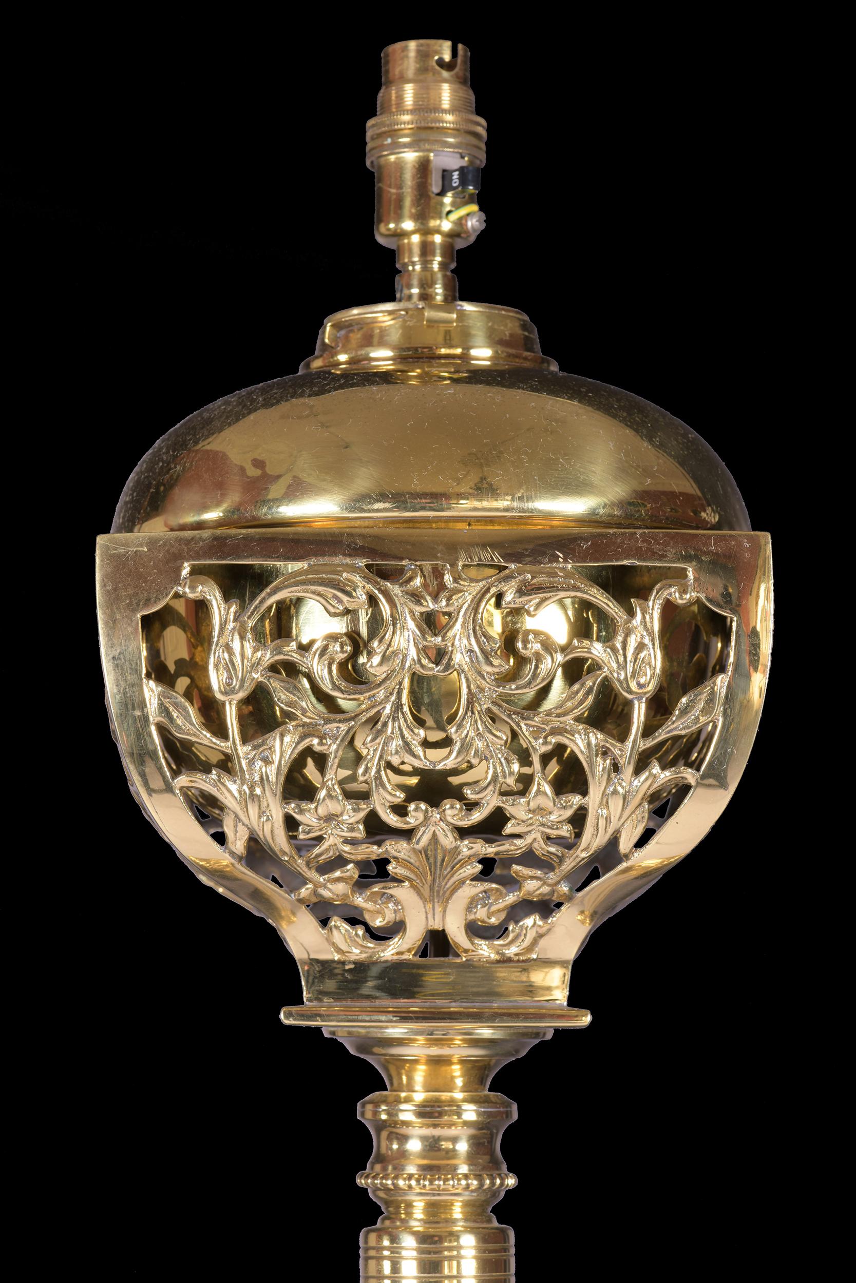 English 19th Century Brass Telescopic Standard Floor Lamp For Sale