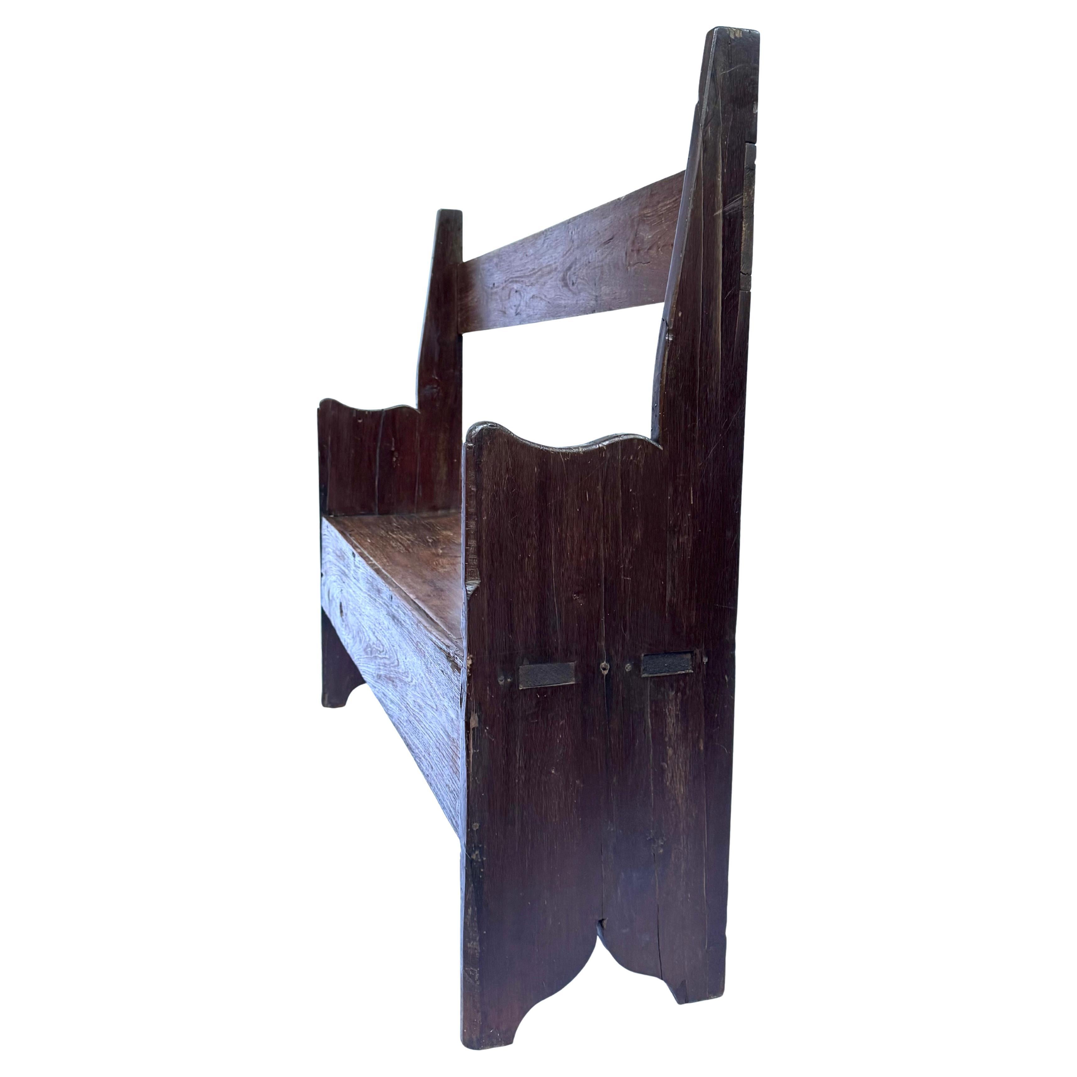 Banco Colonial Brasileño del Siglo XIX en Vinhático y Sucupira - Minas Gerais en venta 6