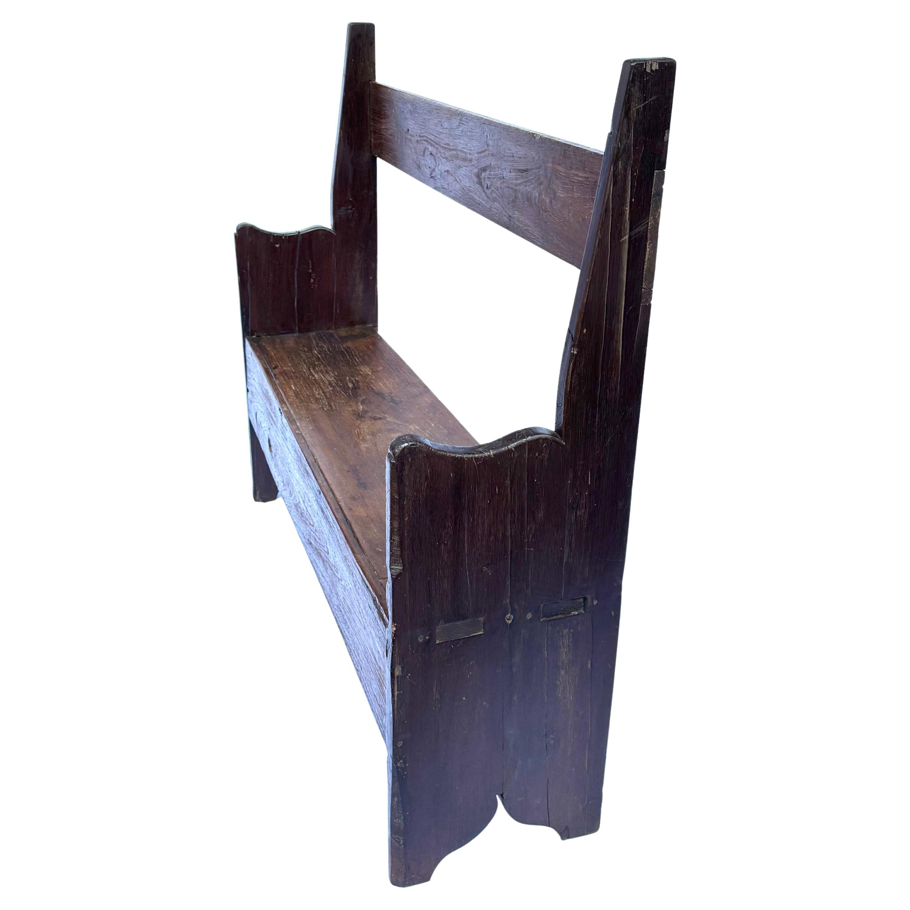 Banco Colonial Brasileño del Siglo XIX en Vinhático y Sucupira - Minas Gerais Mediados del siglo XIX en venta