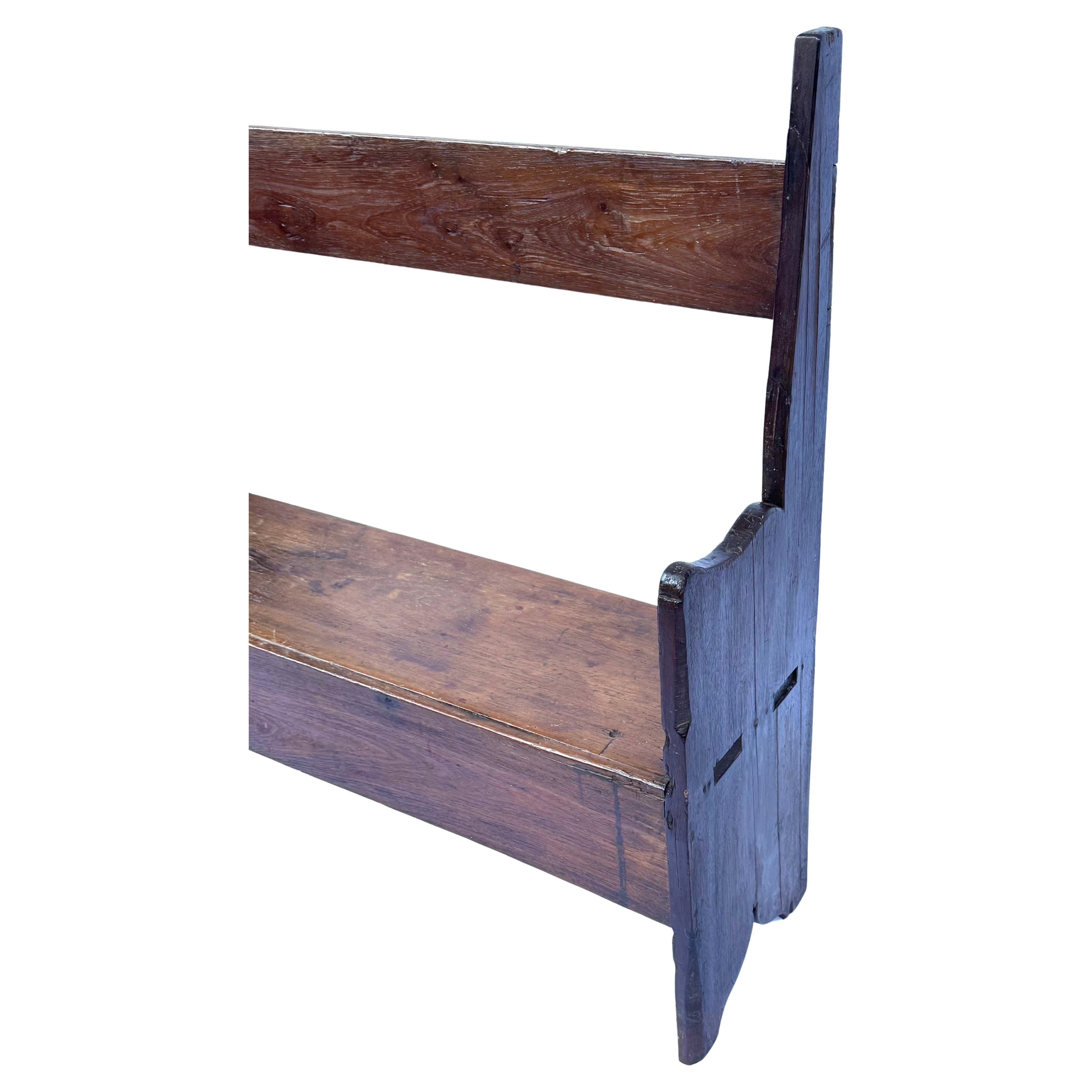 Banco Colonial Brasileño del Siglo XIX en Vinhático y Sucupira - Minas Gerais Madera en venta