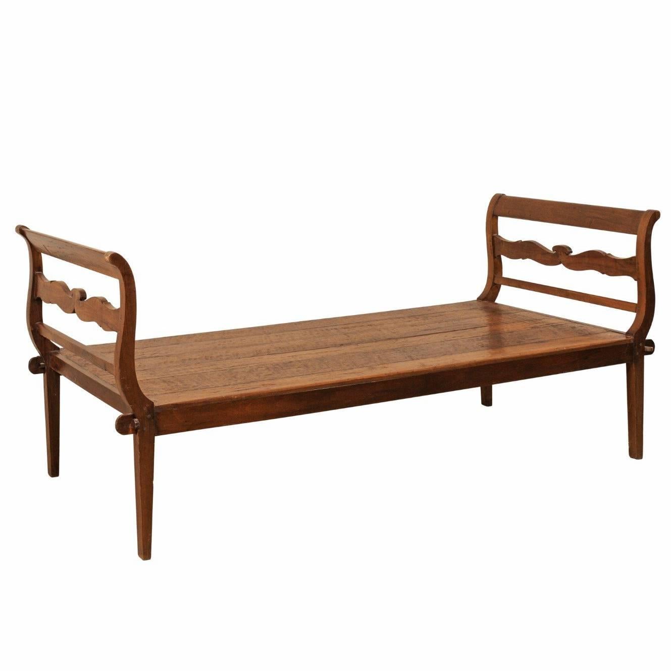 19th C. Brazilian Nicely Carved Peroba Hardwood Daybed (or Backless Bench) 