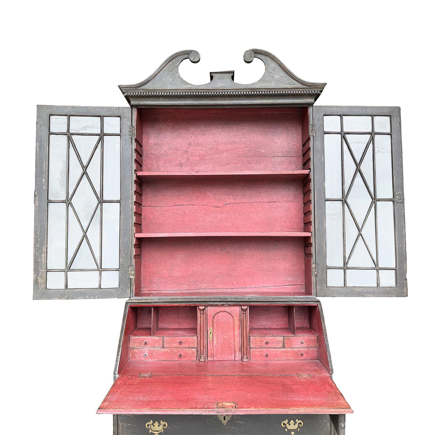 Antique British del 19° secolo, gabinetto da segretaria in pino a due parti in stile vittoriano in vendita 9