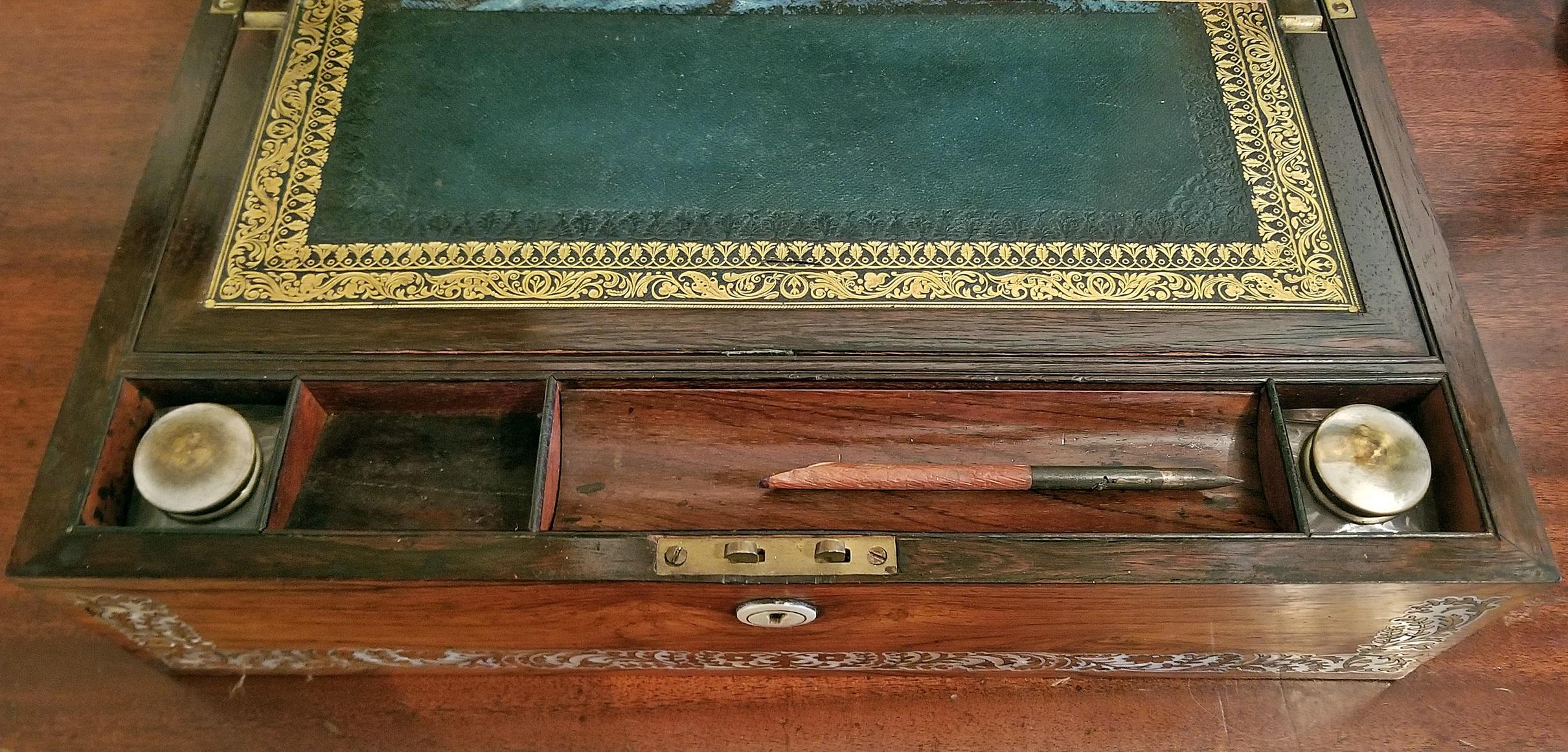 19th Century British Campaign Writing Slope with Mop Inlay 9