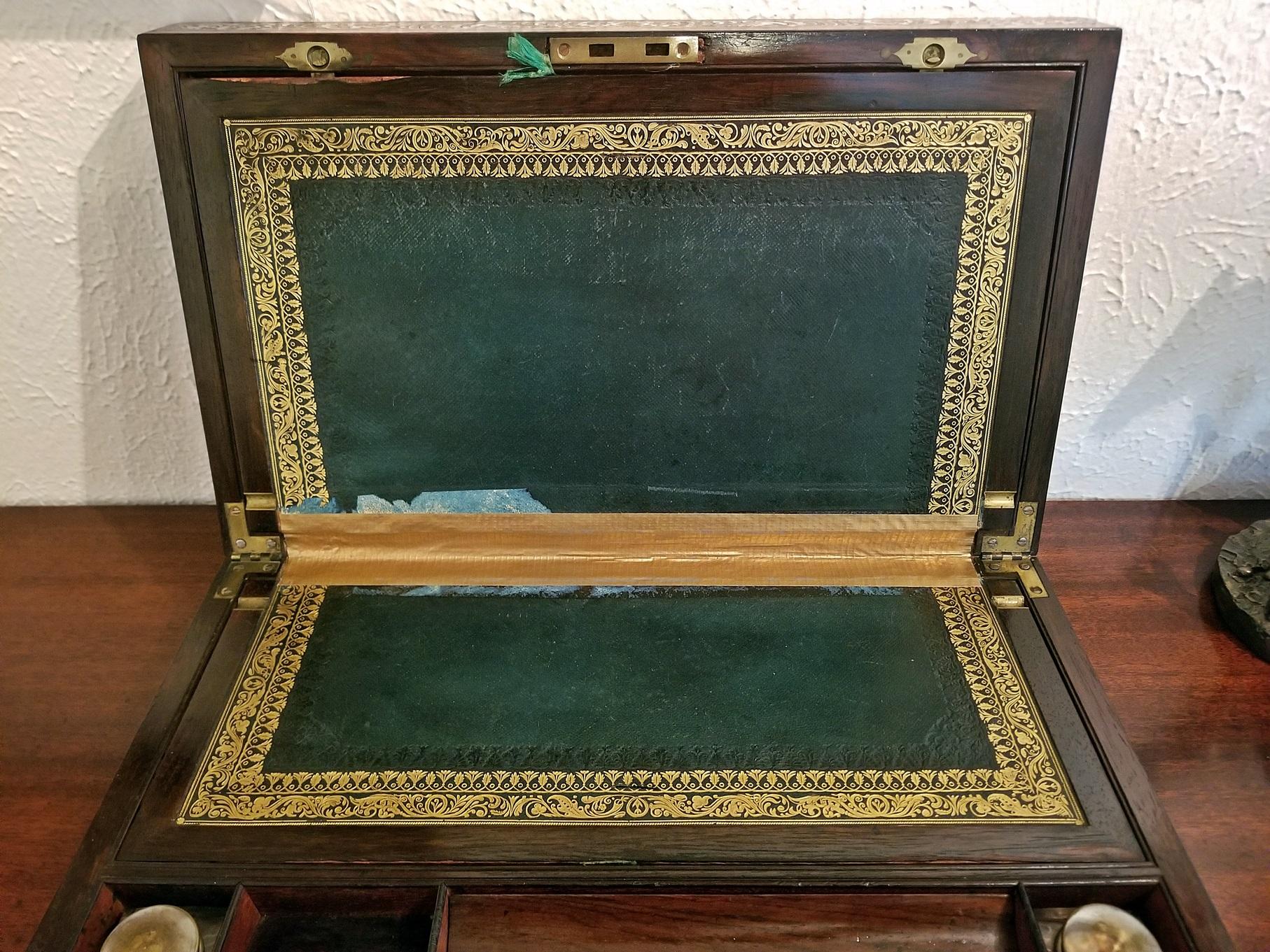 19th Century British Campaign Writing Slope with Mop Inlay 10