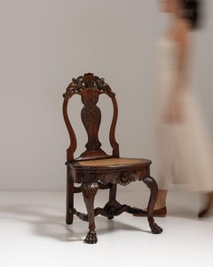 Chaise coloniale britannique du XIXe siècle, de style Ceylan, époque George Ier, couleur marron châtaigne, avec assise en rotin