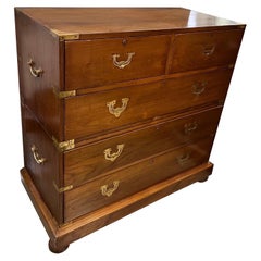 19. Jahrhundert British Colonial Messing gebunden Teak Campaigner Chest
