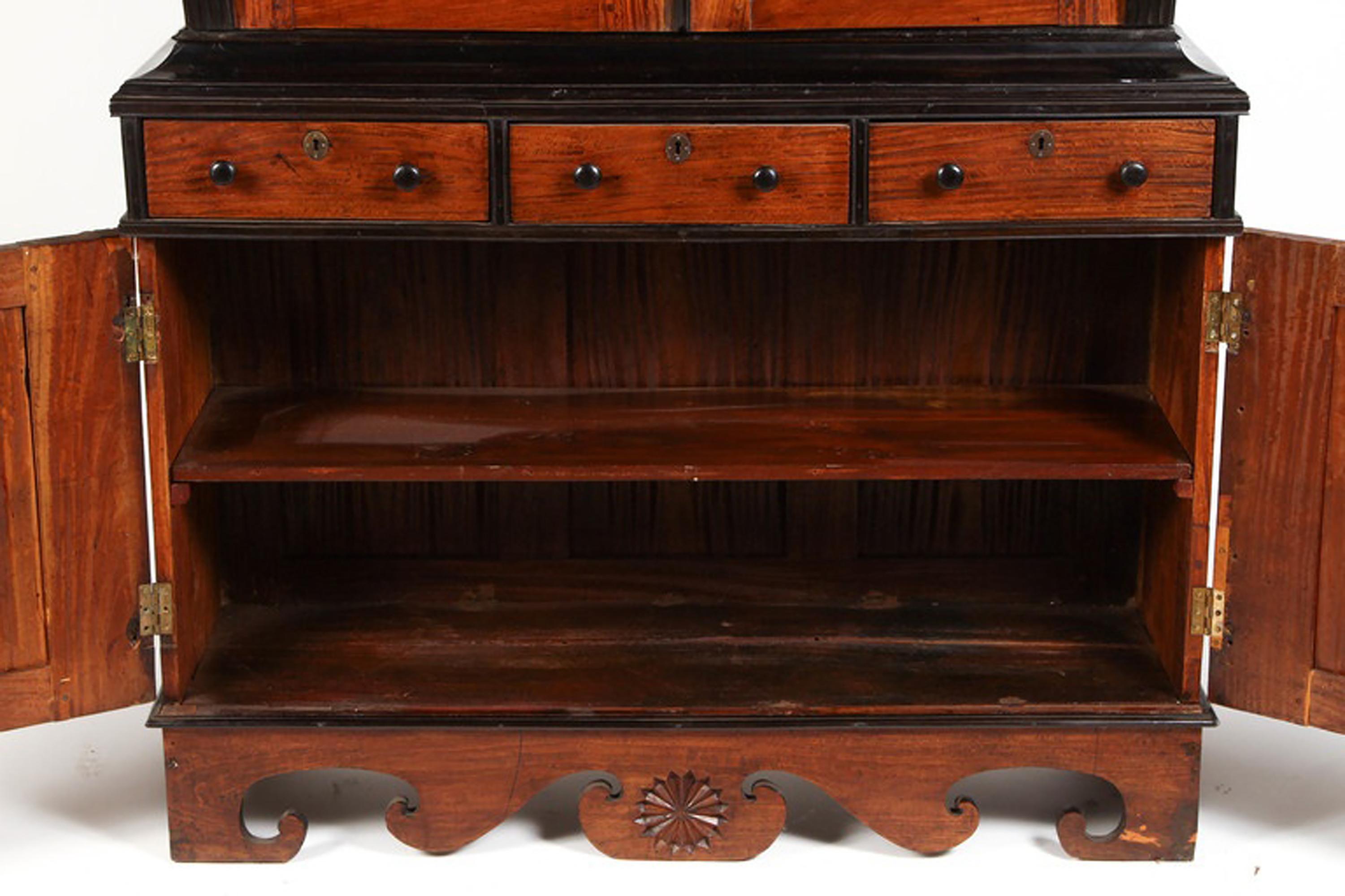 19th Century British Colonial Ceylonese Satinwood and Ebony Cabinet In Good Condition For Sale In Pasadena, CA