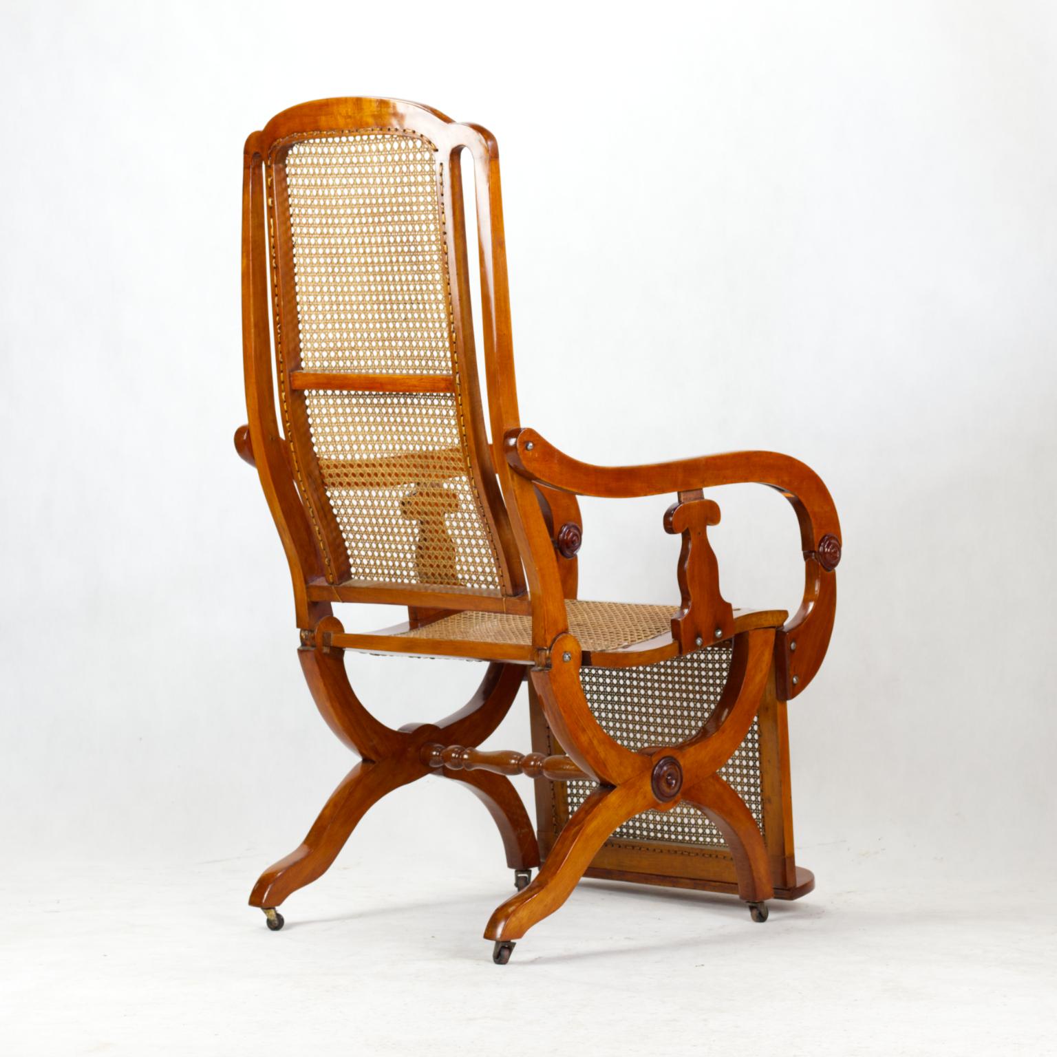 19th Century Biedermeier Reclining Cane Chair For Sale 4