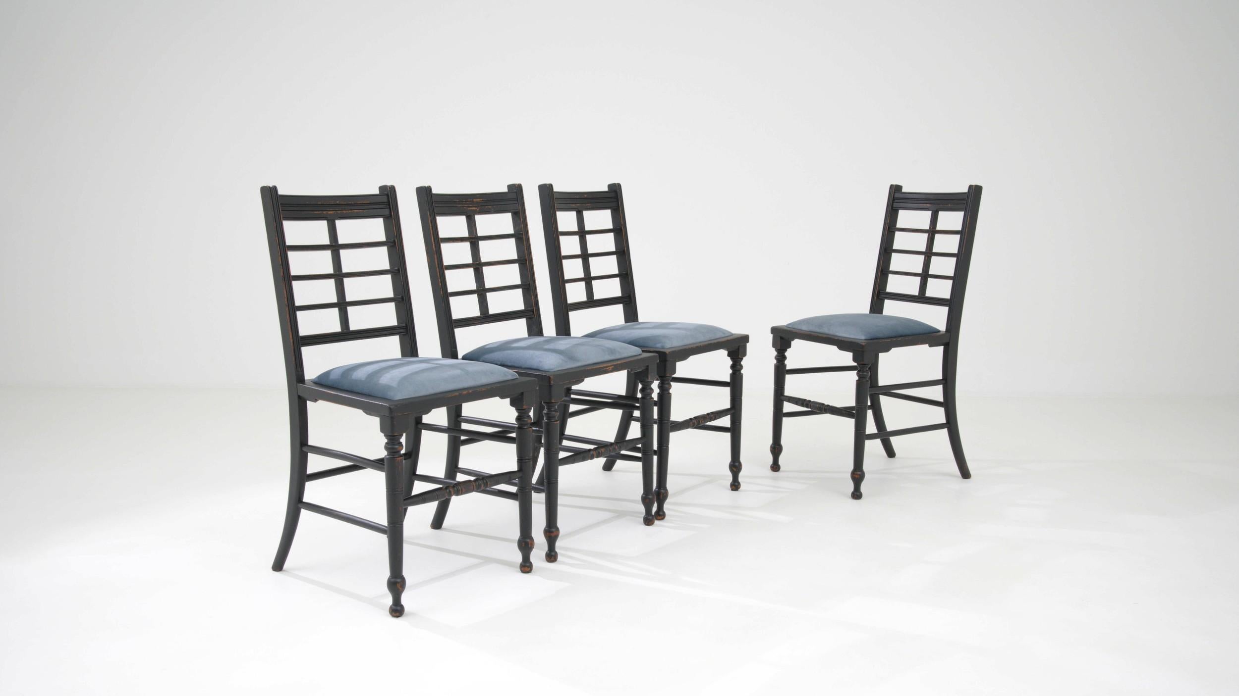 Chaises de salle à manger britanniques du 19e siècle, ensemble de quatre en vente 5