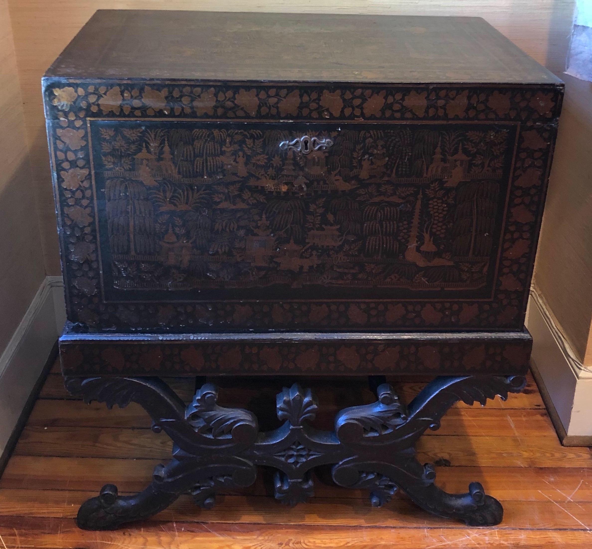19th Century British Lacquered Chinoiserie Chest on Stand 2