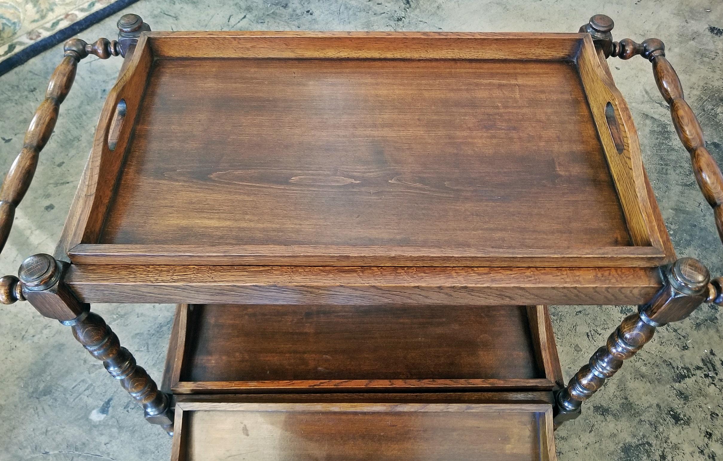English 19th Century British Provincial Oak Butlers Tray Stand with 3 Trays