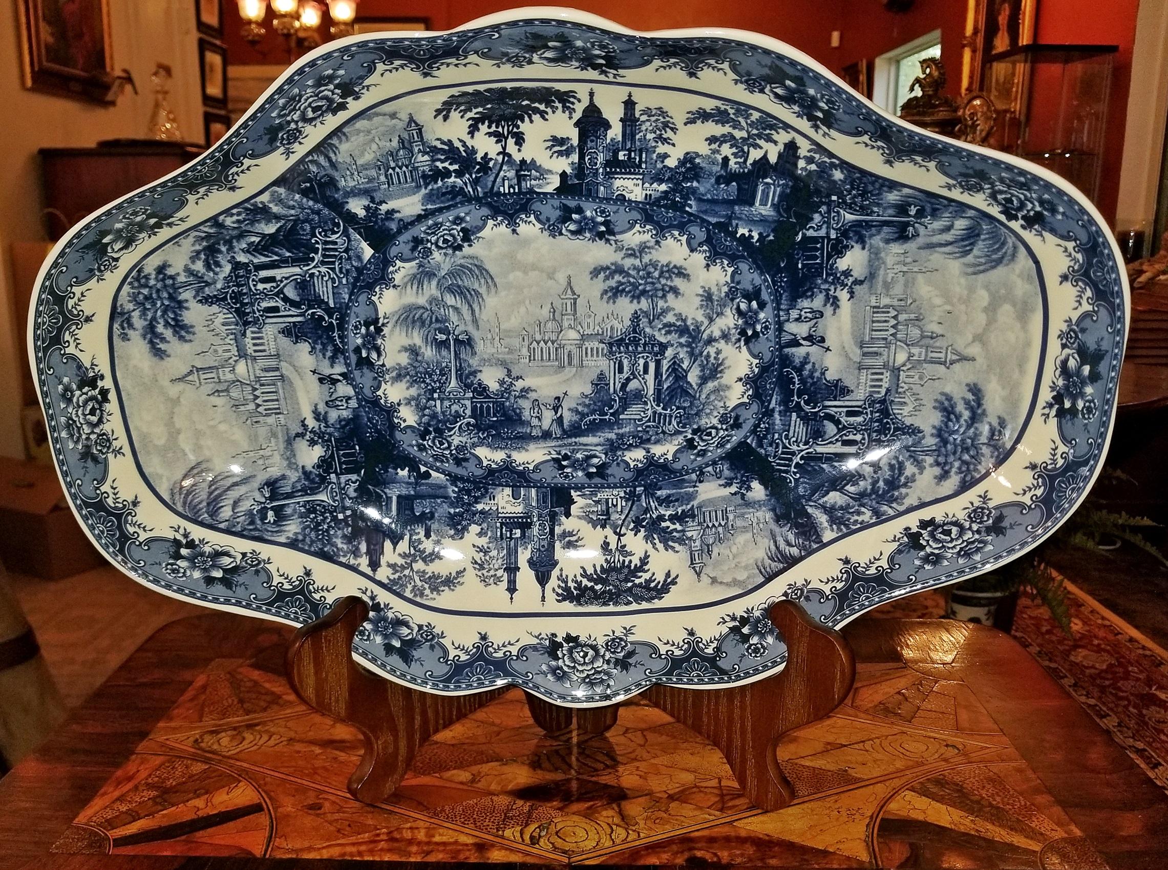 19th Century British Staffordshire Pottery Meat Platter or Game Dish 4