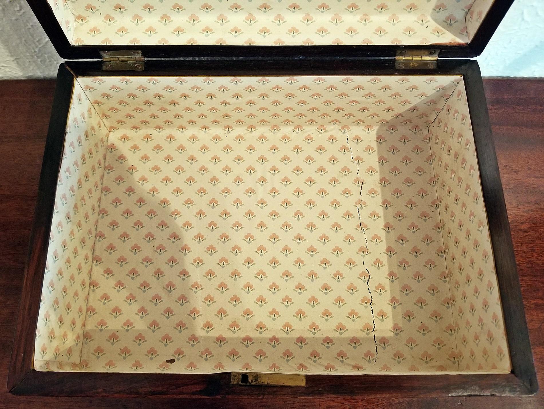 English 19th Century British Wood and Mother of Pearl Inlaid Dressing Table Box