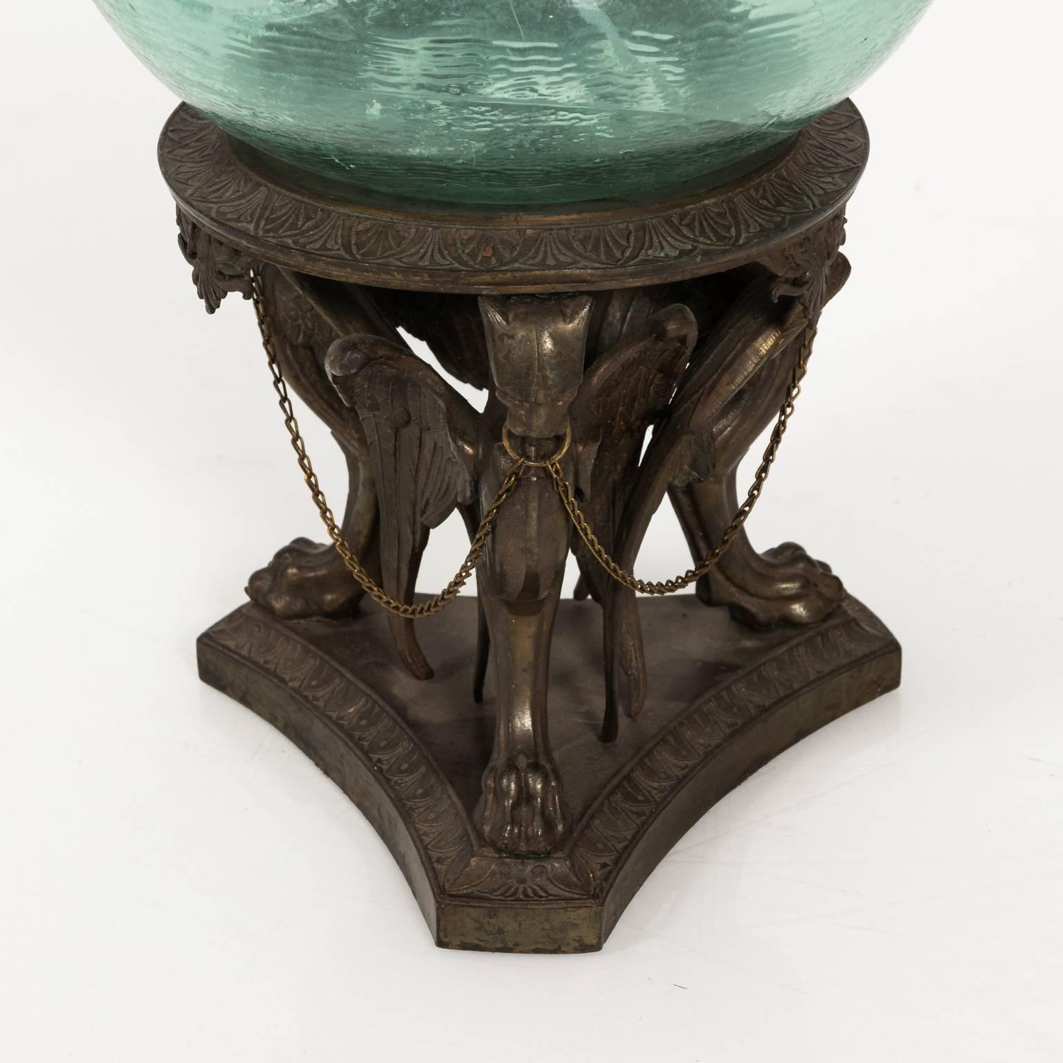 19th Century Bronze and Glass Centrepiece For Sale 1