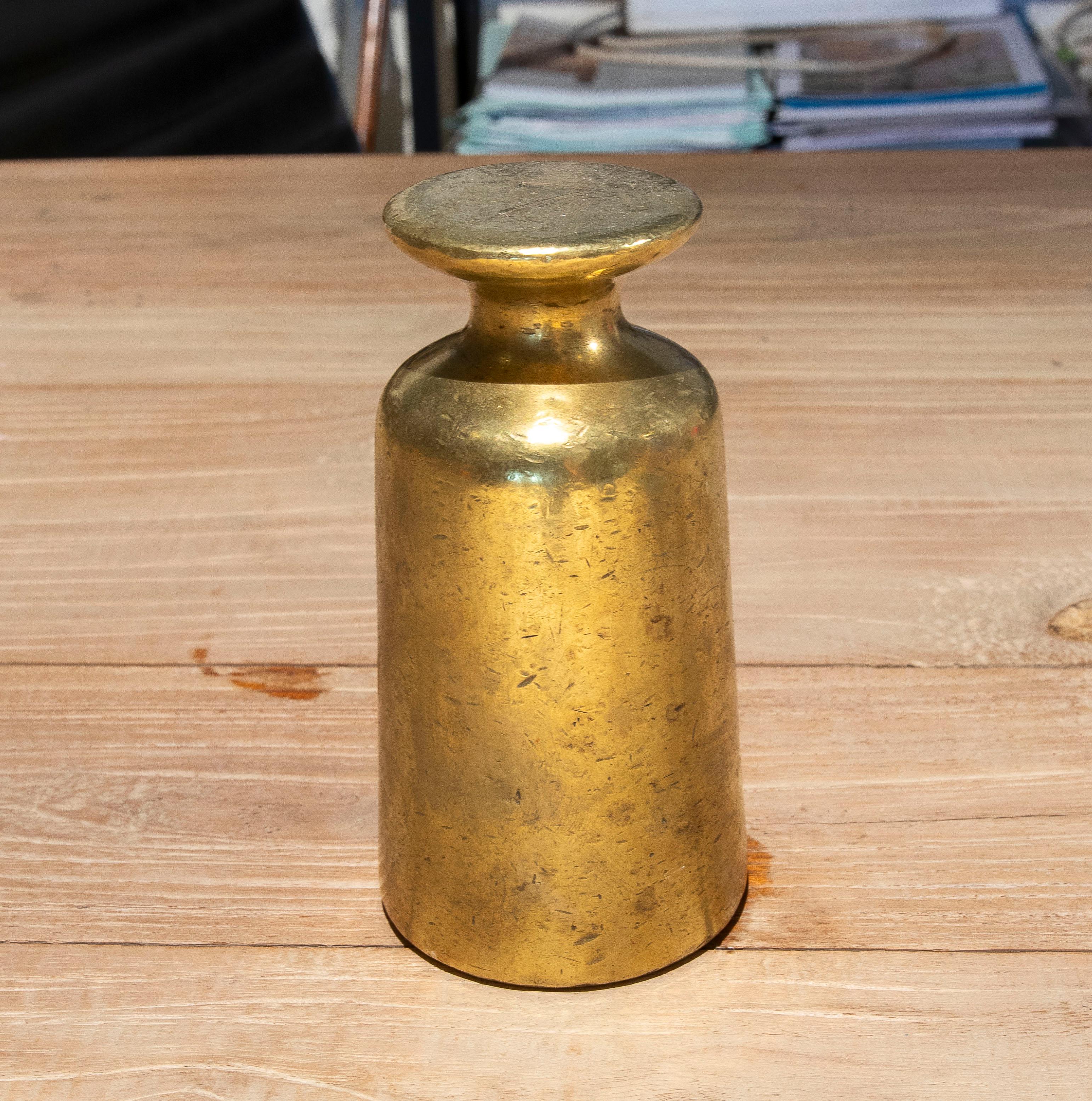 Peso in bronzo e piombo del XIX secolo nel suo interno di sette libbre 