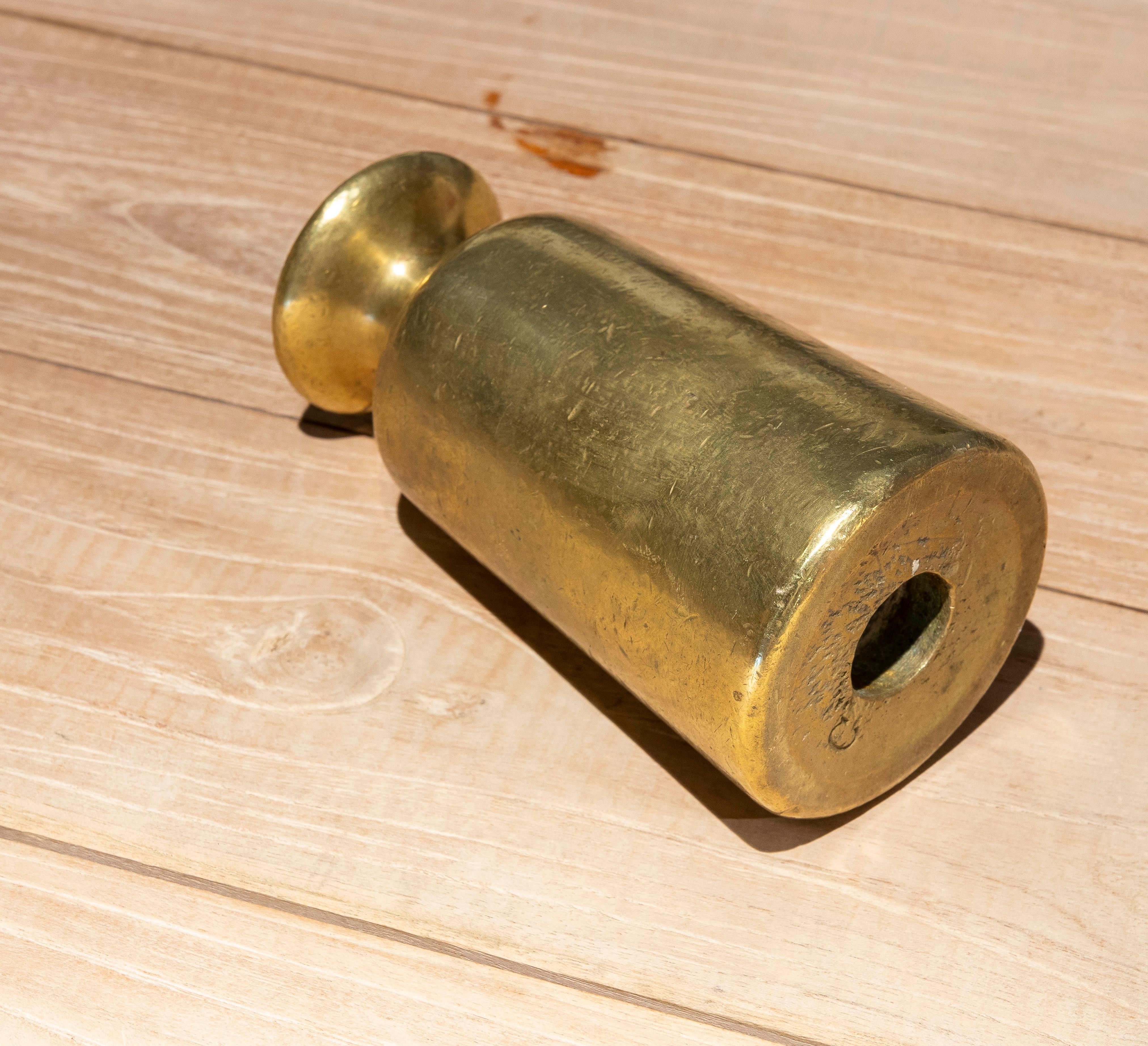 Peso in bronzo e piombo del XIX secolo nel suo interno di sette libbre in vendita 1