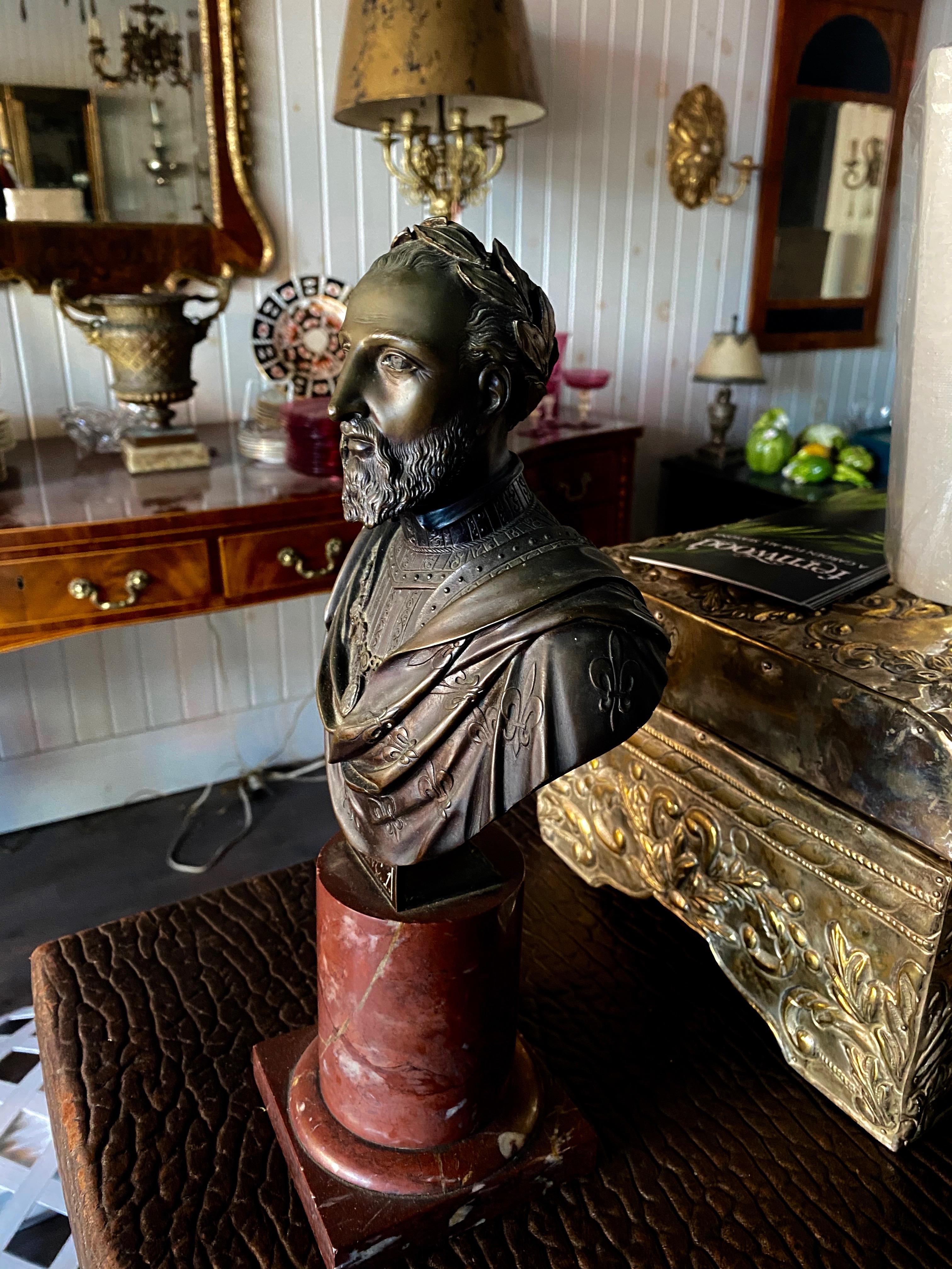 Handsome 19th Century Bronze and Marble Neoclassical Bust, Great Color & Patina. In Excellent Condition For Sale In Buchanan, MI