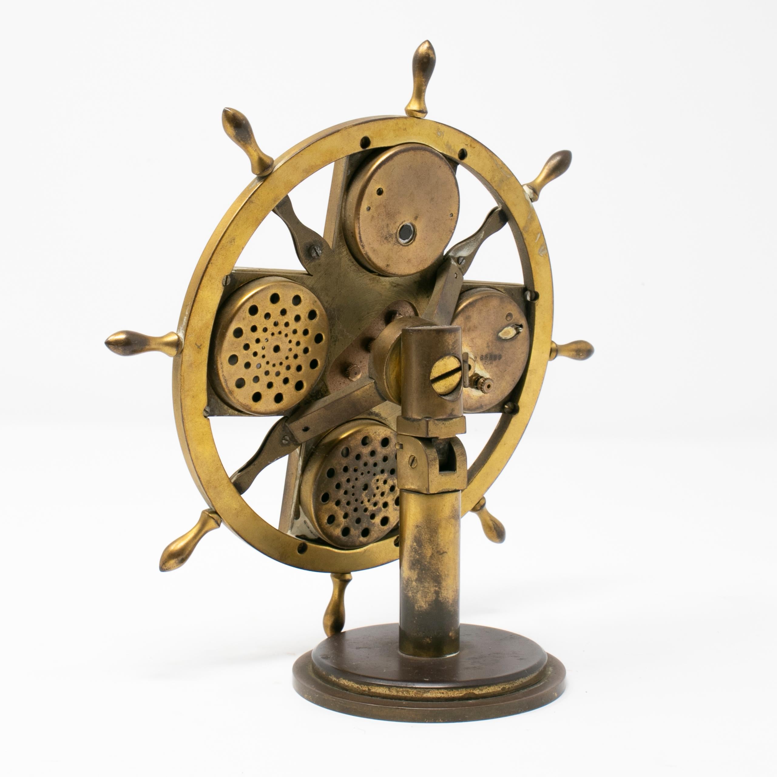 European 19th Century Bronze Boat Captain Ship's Wheel Shaped Table Clock For Sale