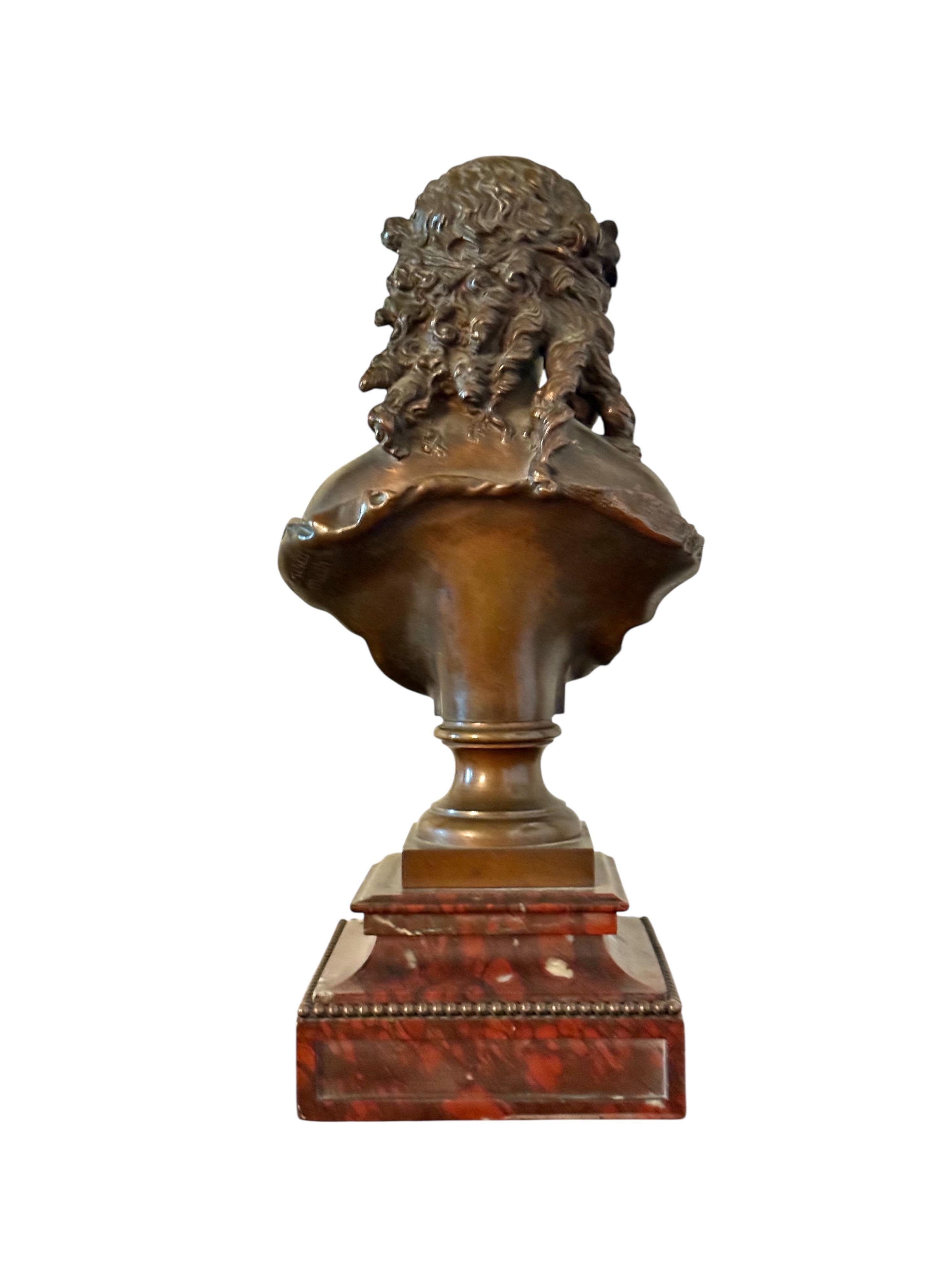 Buste en bronze du XIXe siècle de Mathurin Moreau sur socle en marbre griotte Bon état - En vente à LA CIOTAT, FR