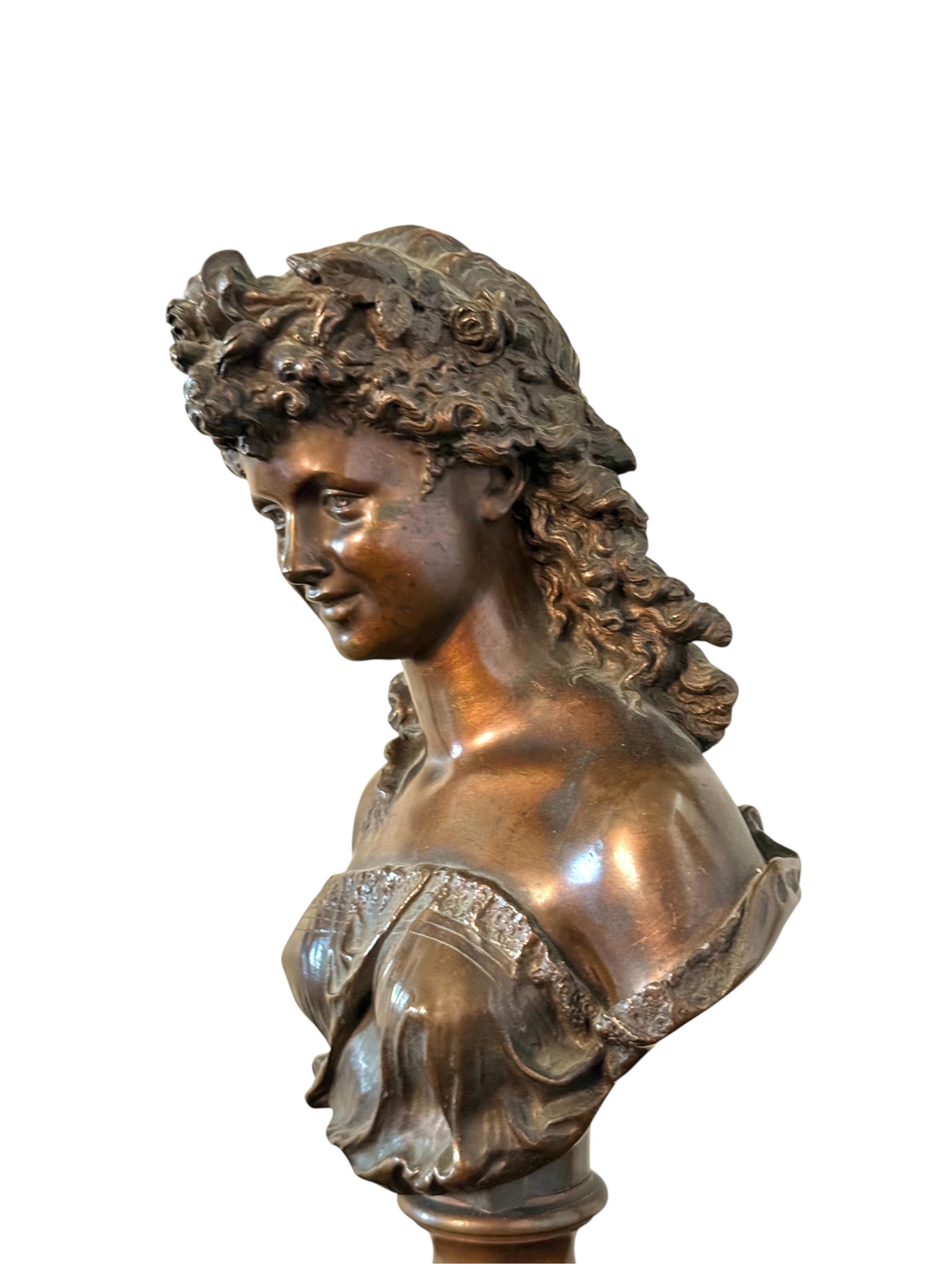 Bronze Buste en bronze du XIXe siècle de Mathurin Moreau sur socle en marbre griotte en vente