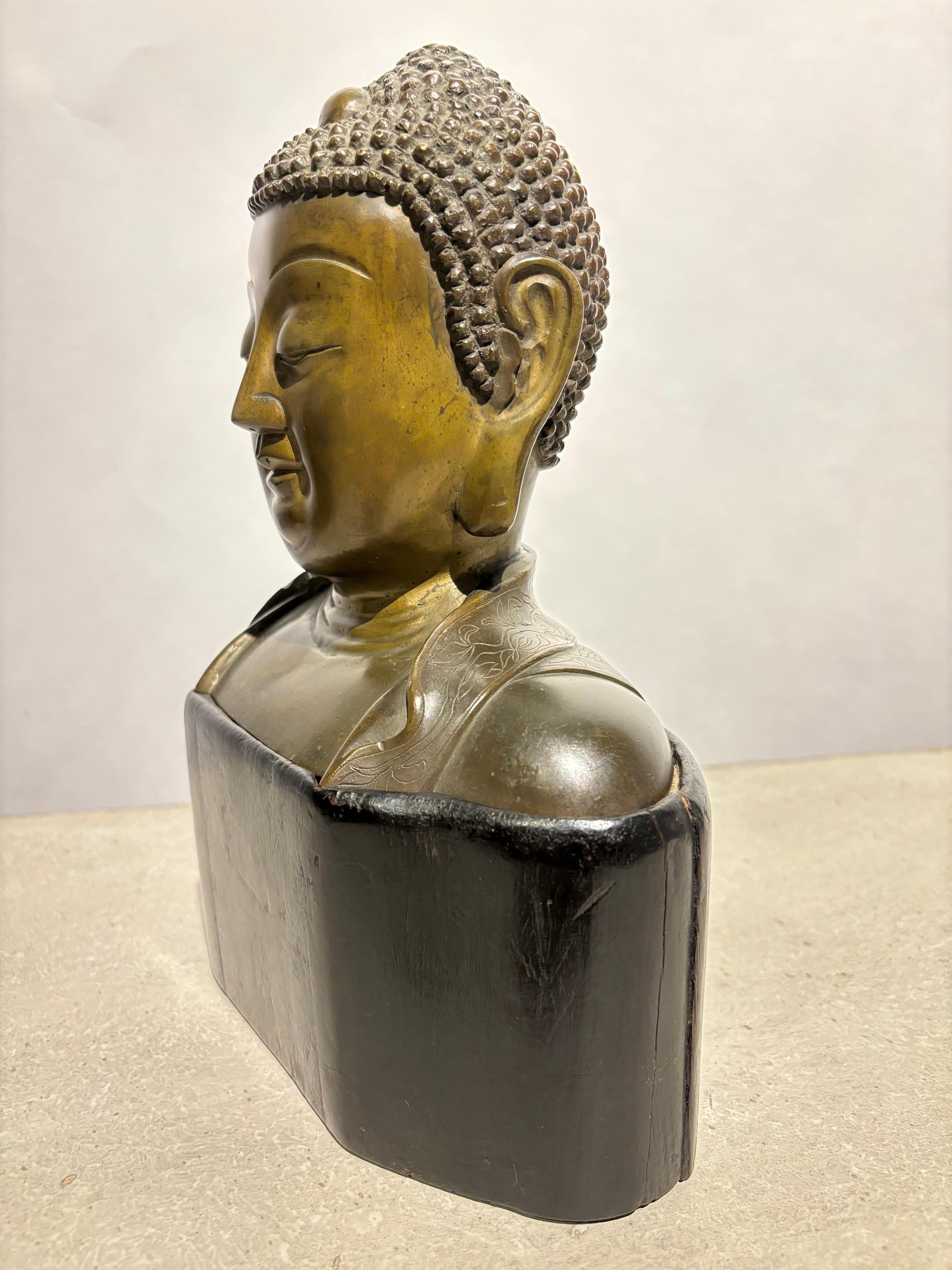 19th Century Bronze Bust of Buddha on a Wooden Base In Good Condition For Sale In Stamford, CT