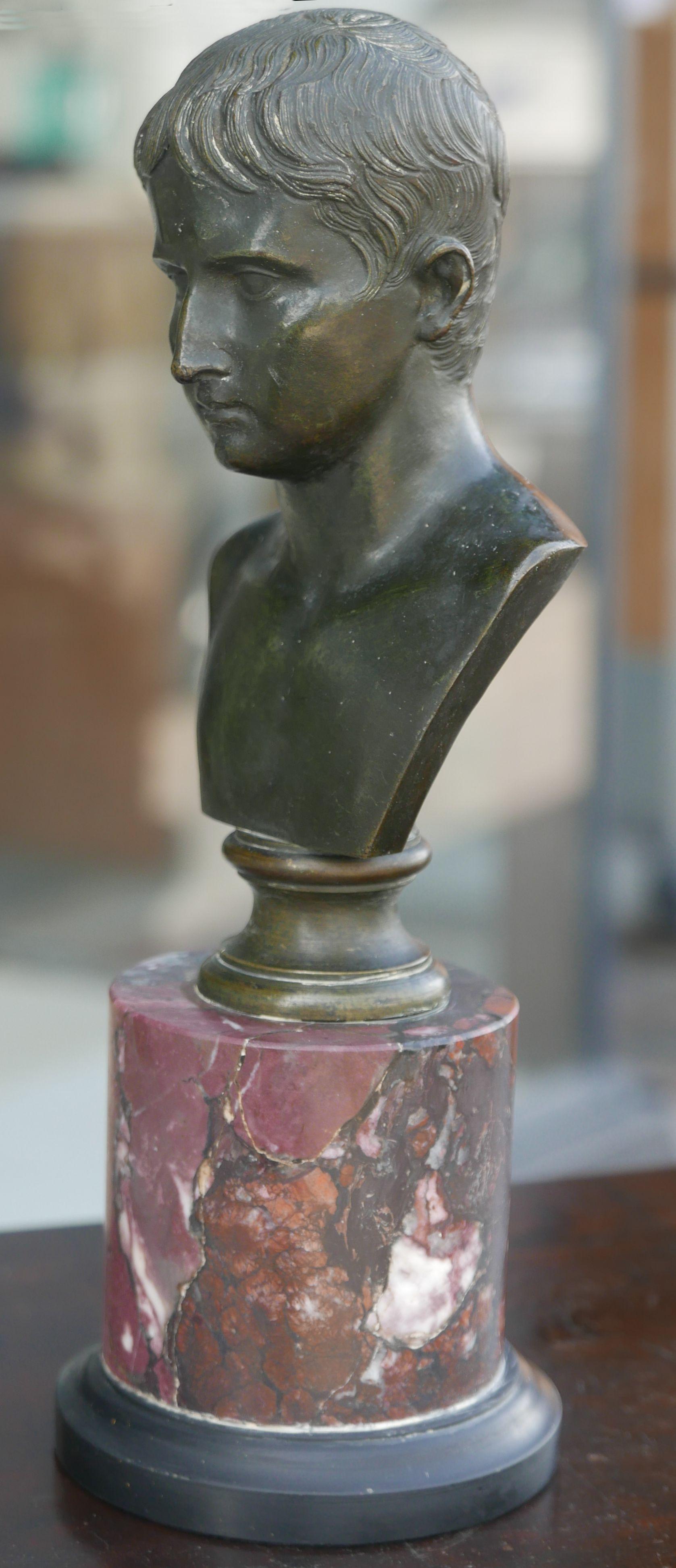 Nicely detailed Bronze bust of Caesar with terrific age acquired patina made in Italy during the late 19th century during the Grand Tour.