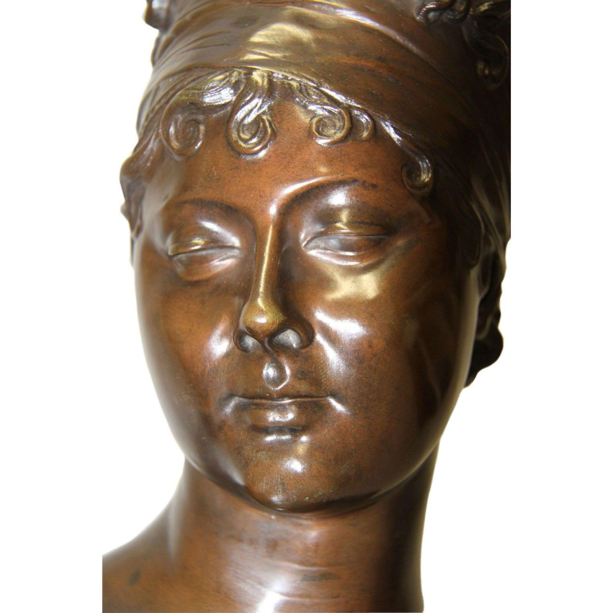 19th Century Bronze Bust of Madame Juliette Recamier, French circa 1860 4