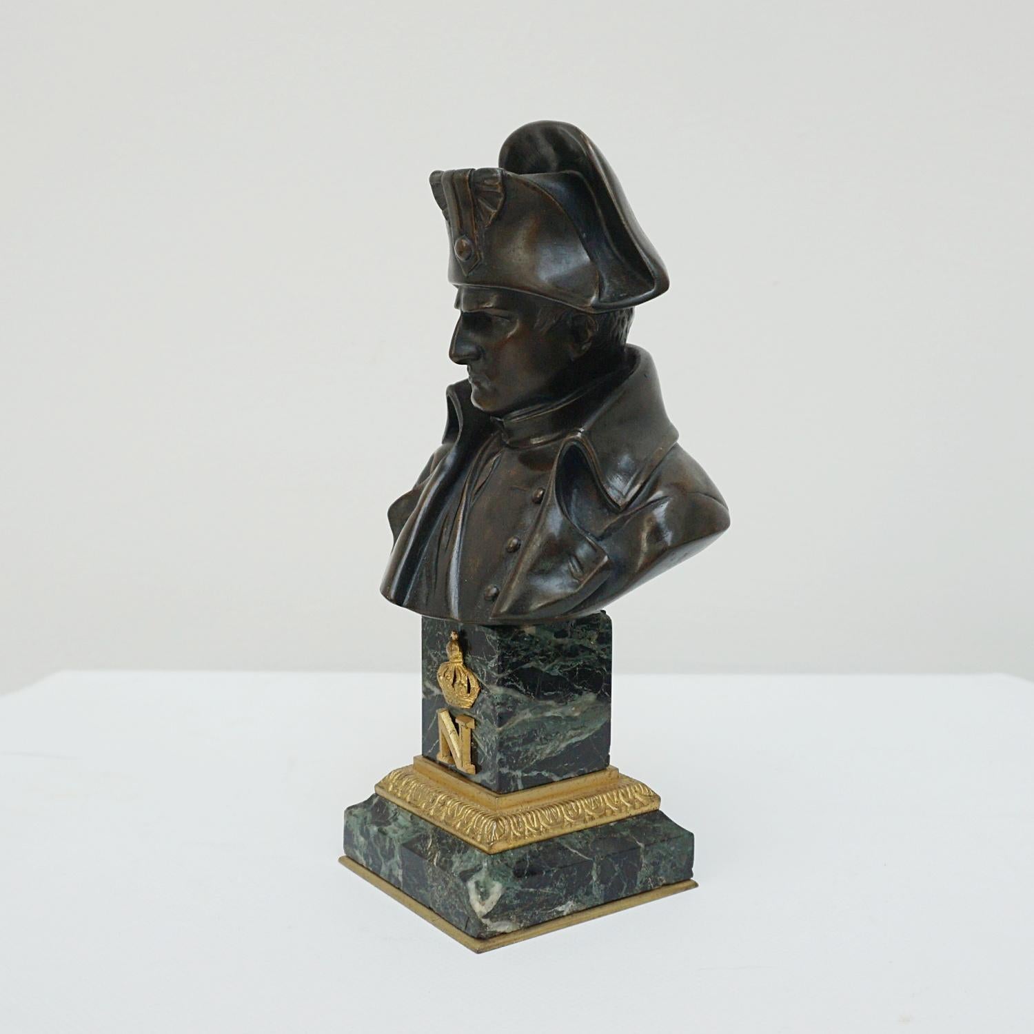 Art déco Buste en bronze de Napoléon Bonaparte du 19ème siècle par Emile Pinédo '1840 -1916