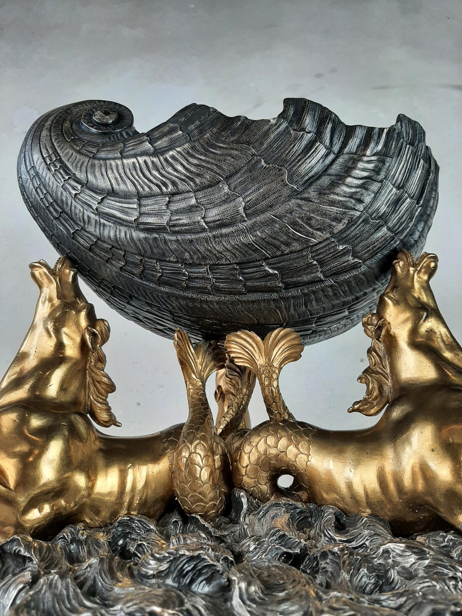 Gilt 19th Century Bronze Centre Piece Venus Shell Champagne Cooler 'Surtout a Table'