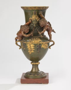 19th Century Bronze Coupe on Marble Base - Cherub Decoration
