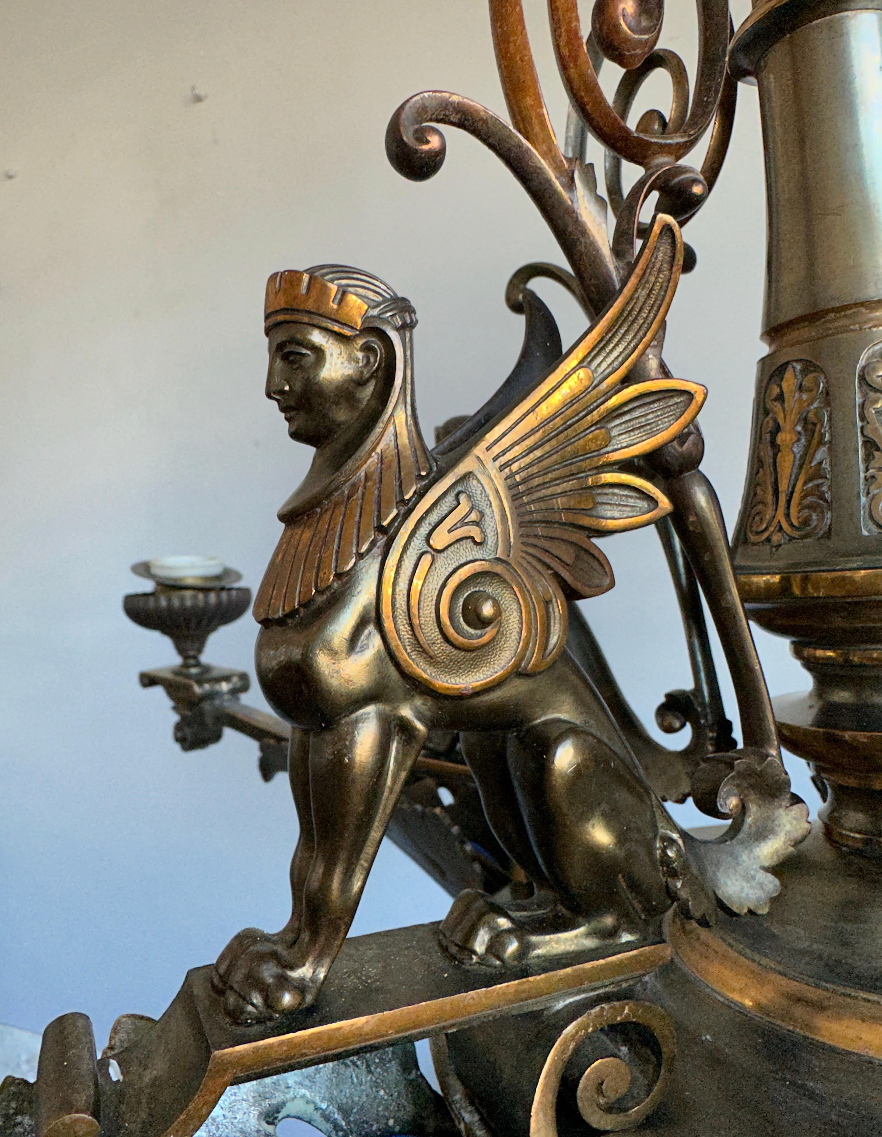 Antique Bronze Egyptian Revival, Empire Light Sphinx Chandelier / Pendant Light In Good Condition In Lisse, NL