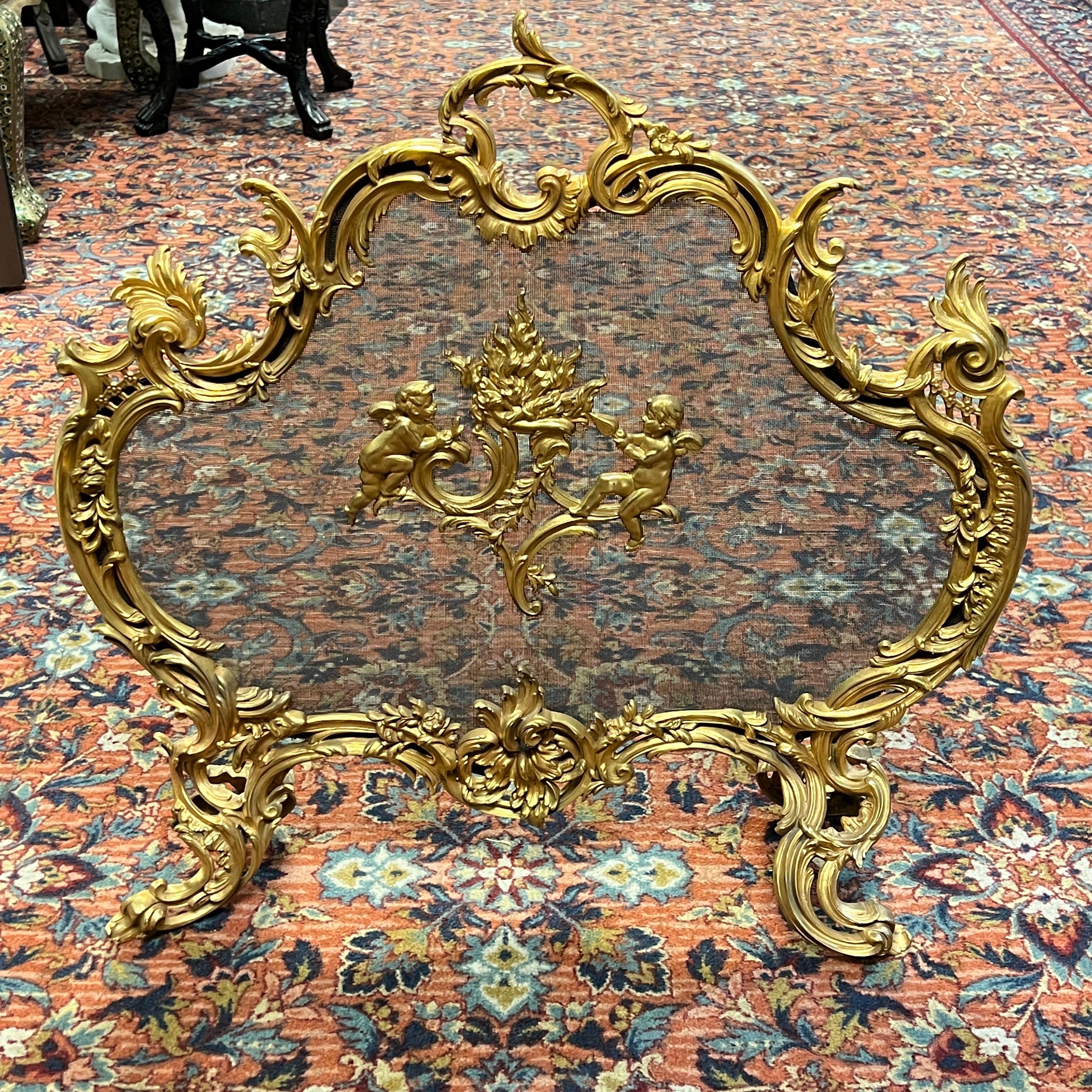 19th Century Bronze  Fireplace Screen in French Louis XV/ XVI Style In Good Condition For Sale In New York, NY