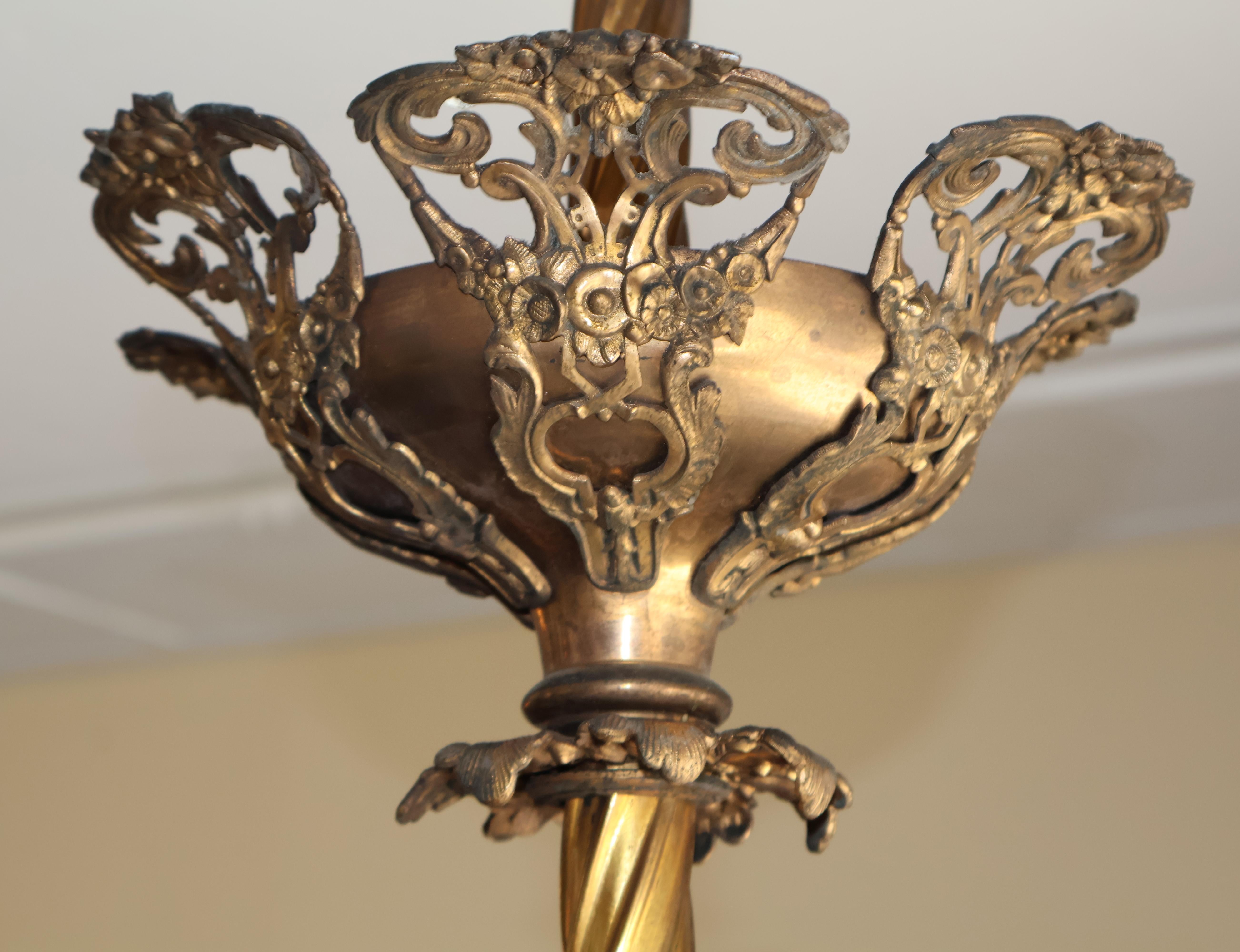 Lampadario a gas in bronzo del XIX secolo attribuito a Cornelius & Baker in vendita 8