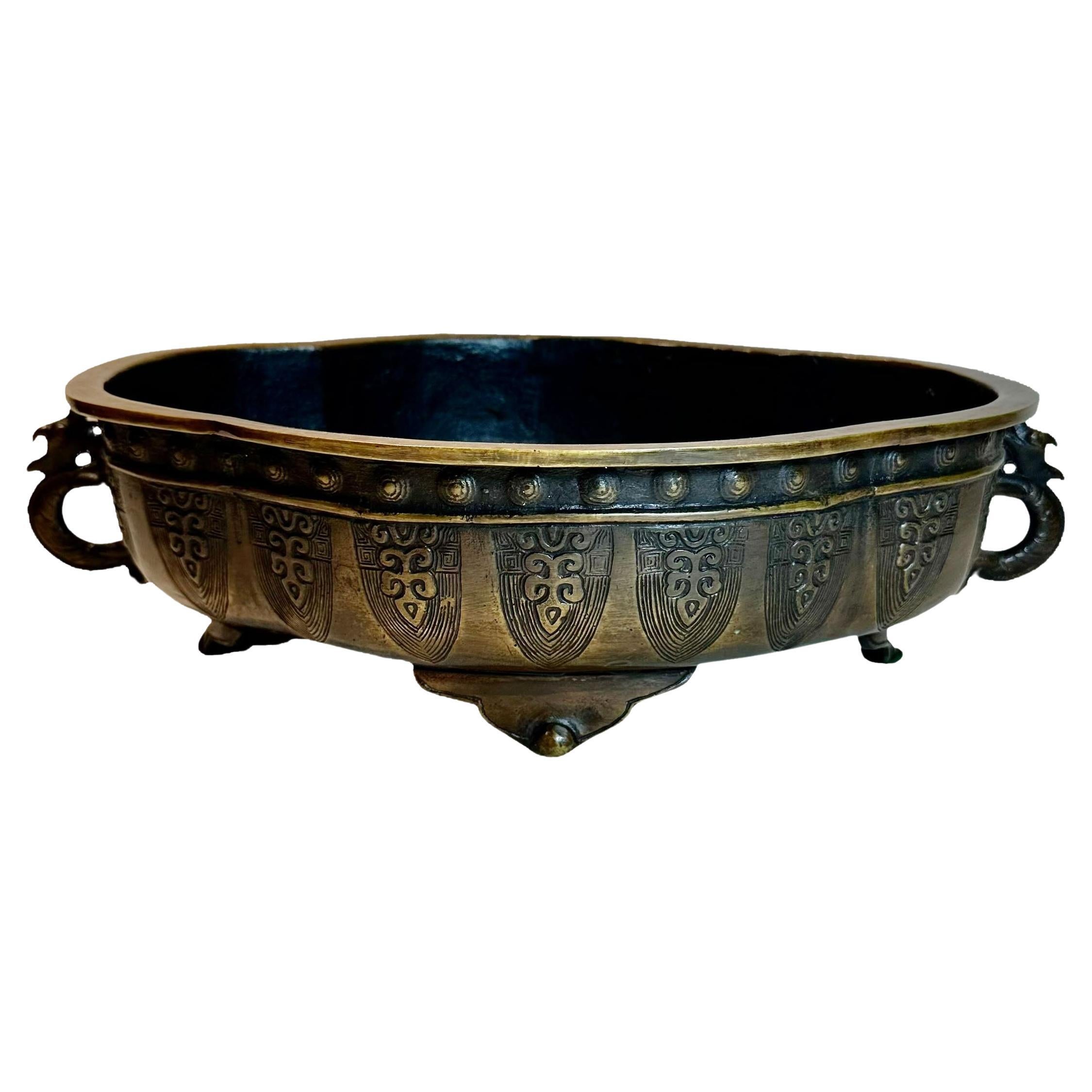 Fioriera giapponese in bronzo del XIX secolo