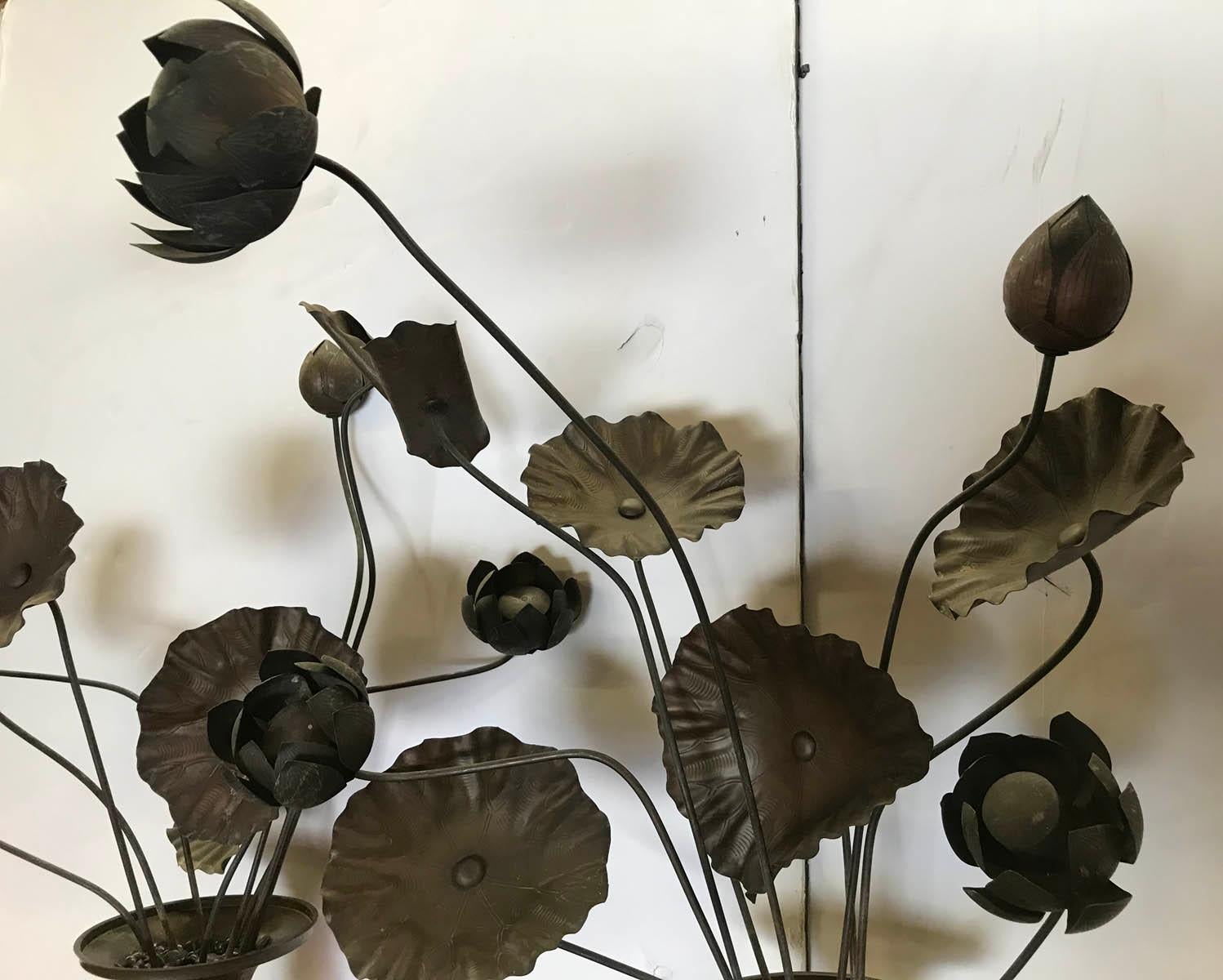 19th Century Bronze Japanese Temple Flowers In Good Condition In Los Angeles, CA