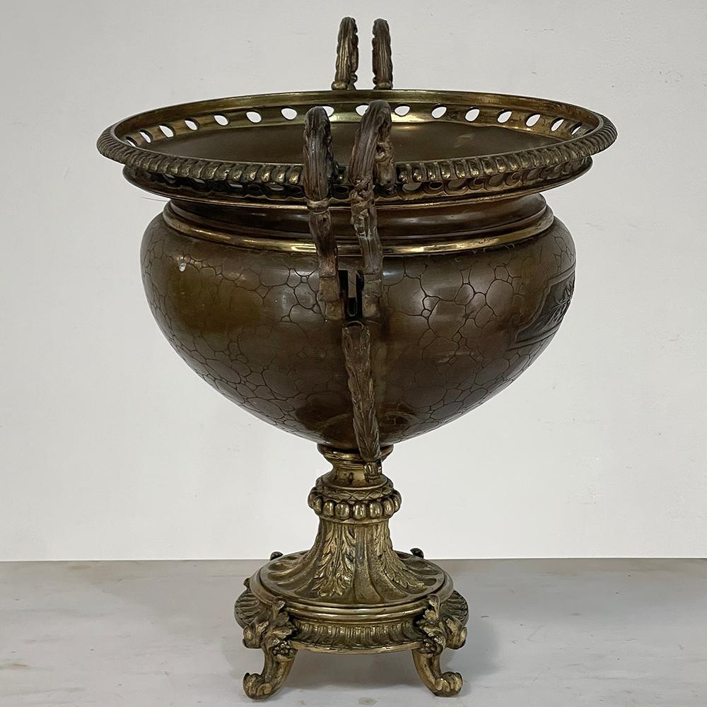 Bronze-Jardinière aus dem 19. Jahrhundert (Handgefertigt) im Angebot