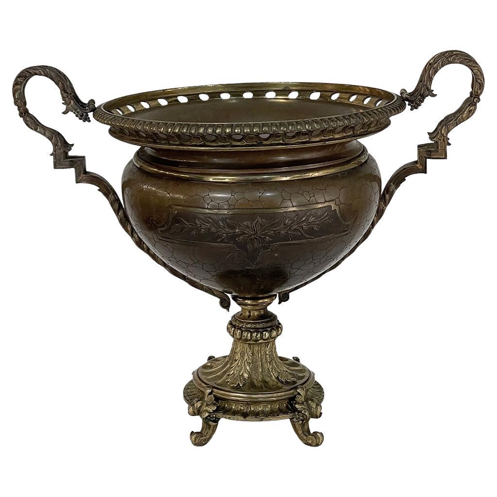 Jardiniere en bronze du 19e siècle
