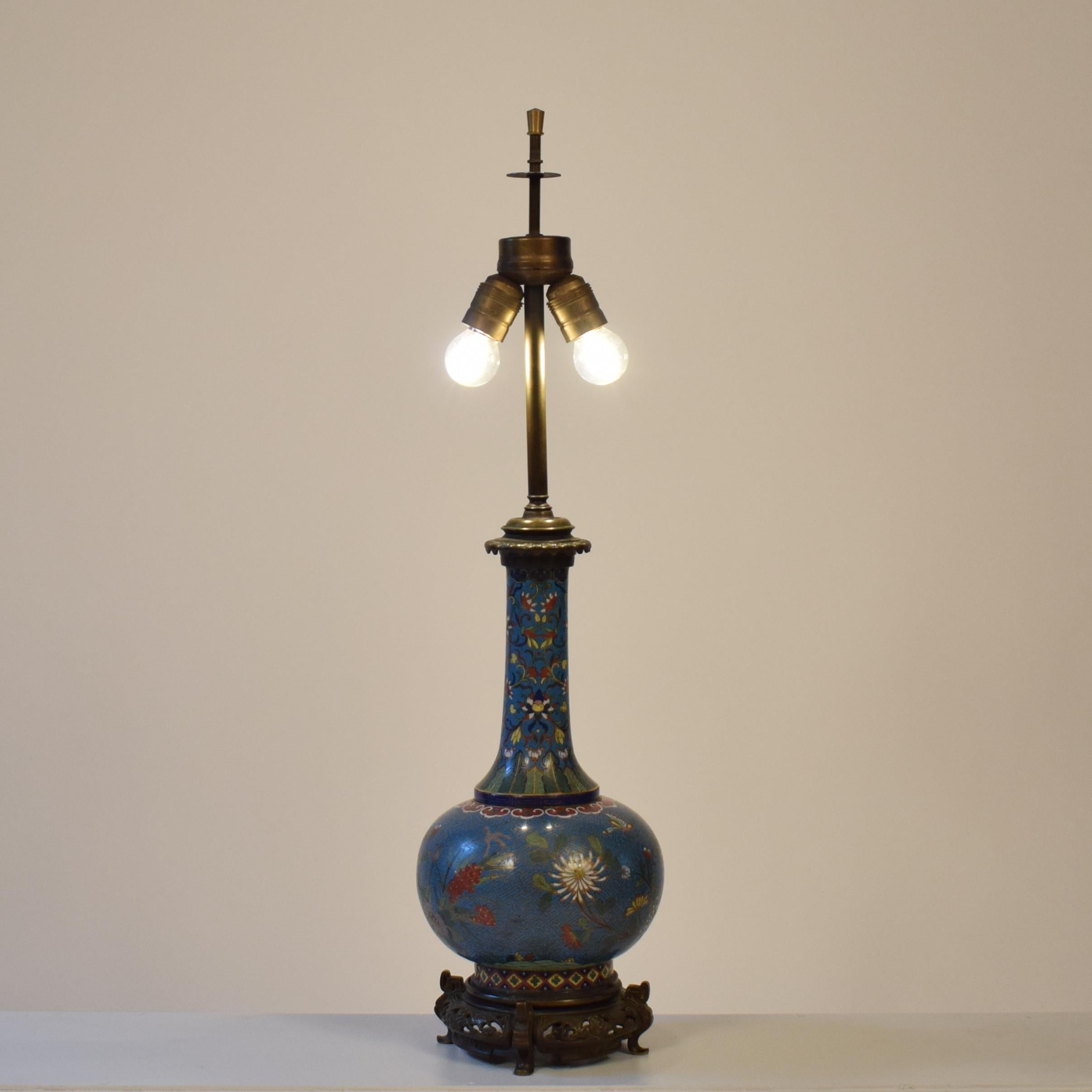 19th Century Bronze-Mounted Chinese Enamel Coated Metal Table Lamp, circa 1880 In Good Condition In Berlin, DE
