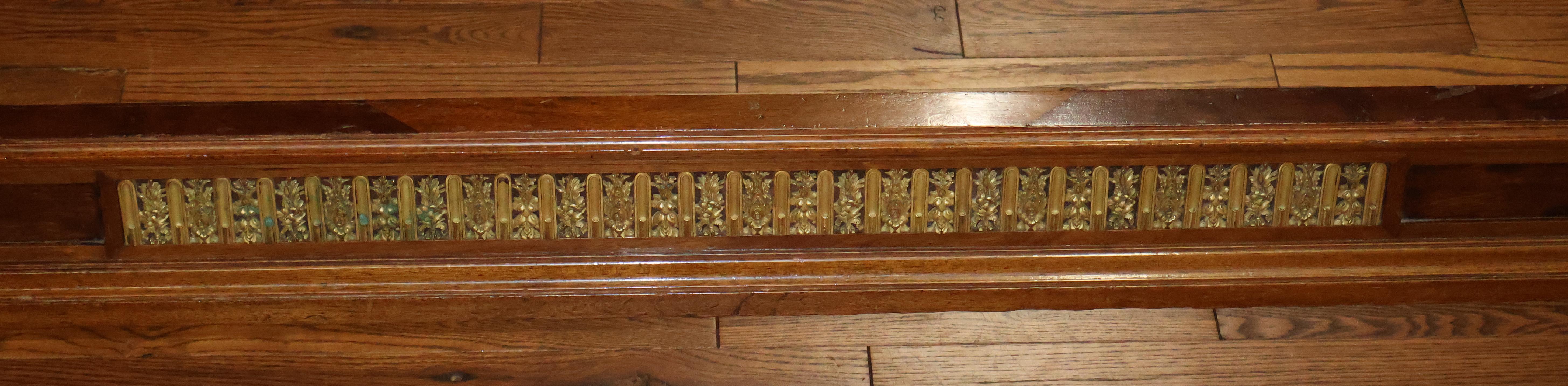 19th Century Bronze Mounted French Plum Pudding Acajou Mahogany Full Size Bed For Sale 5