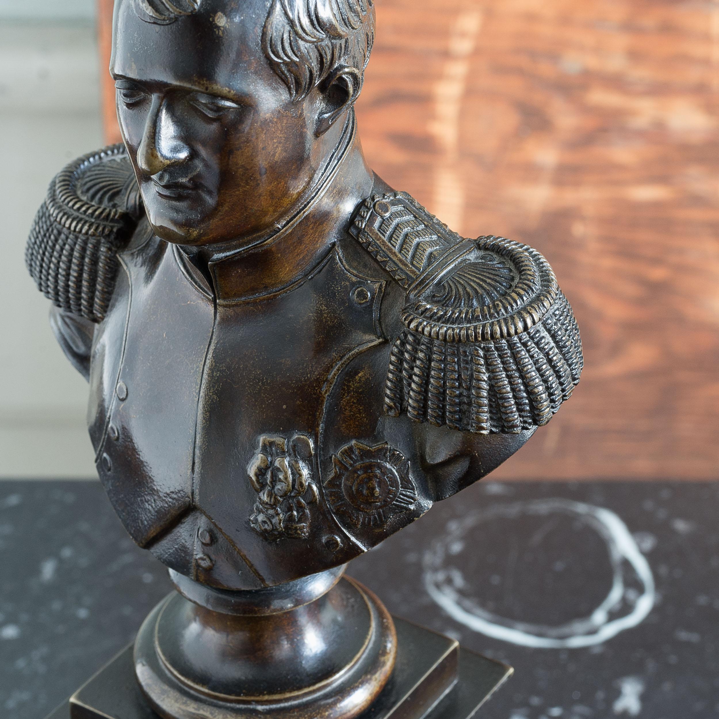 Bronze von Napoleon Bonaparte aus dem 19. Jahrhundert im Angebot 6