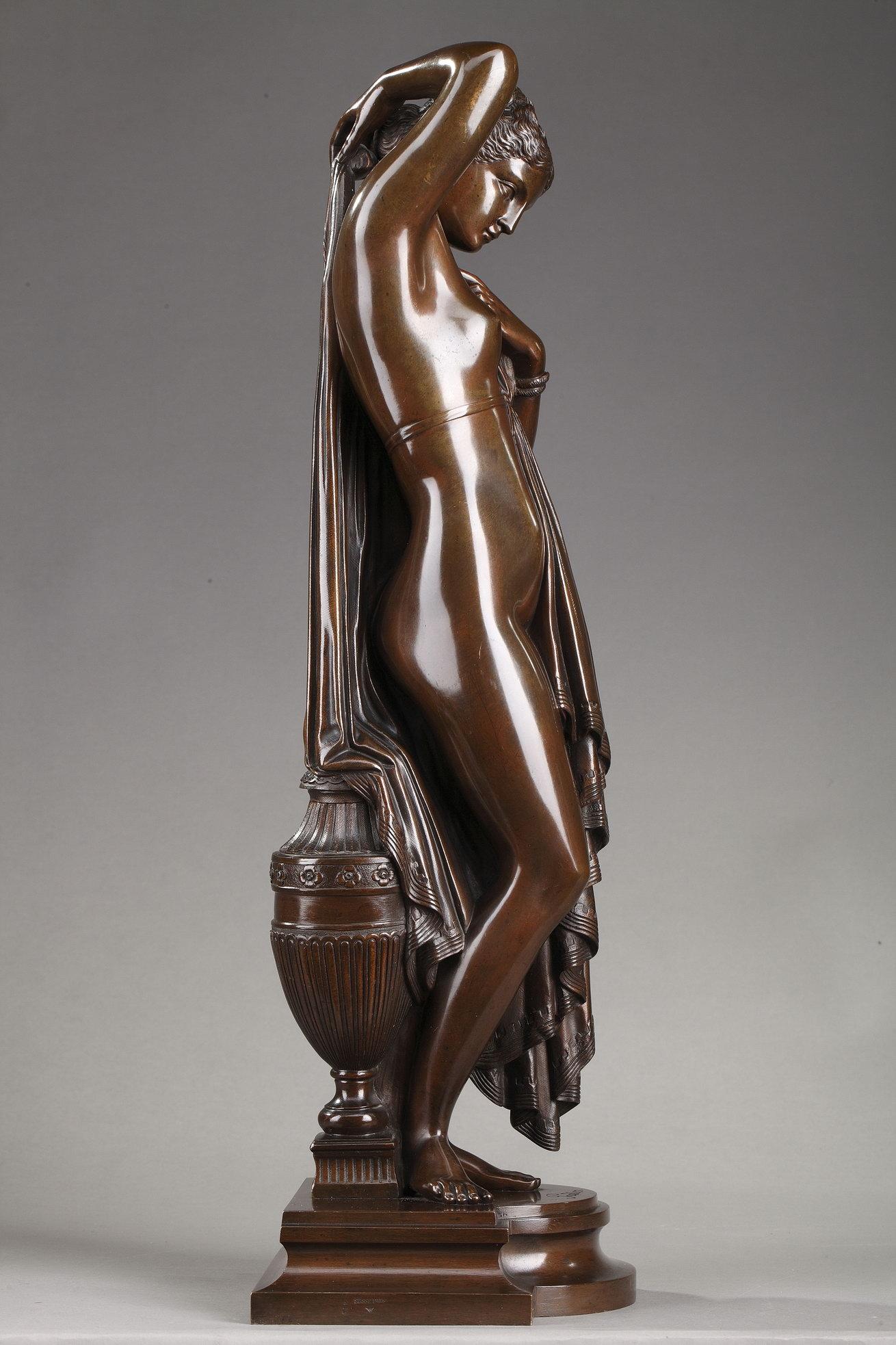 phryne sculpture