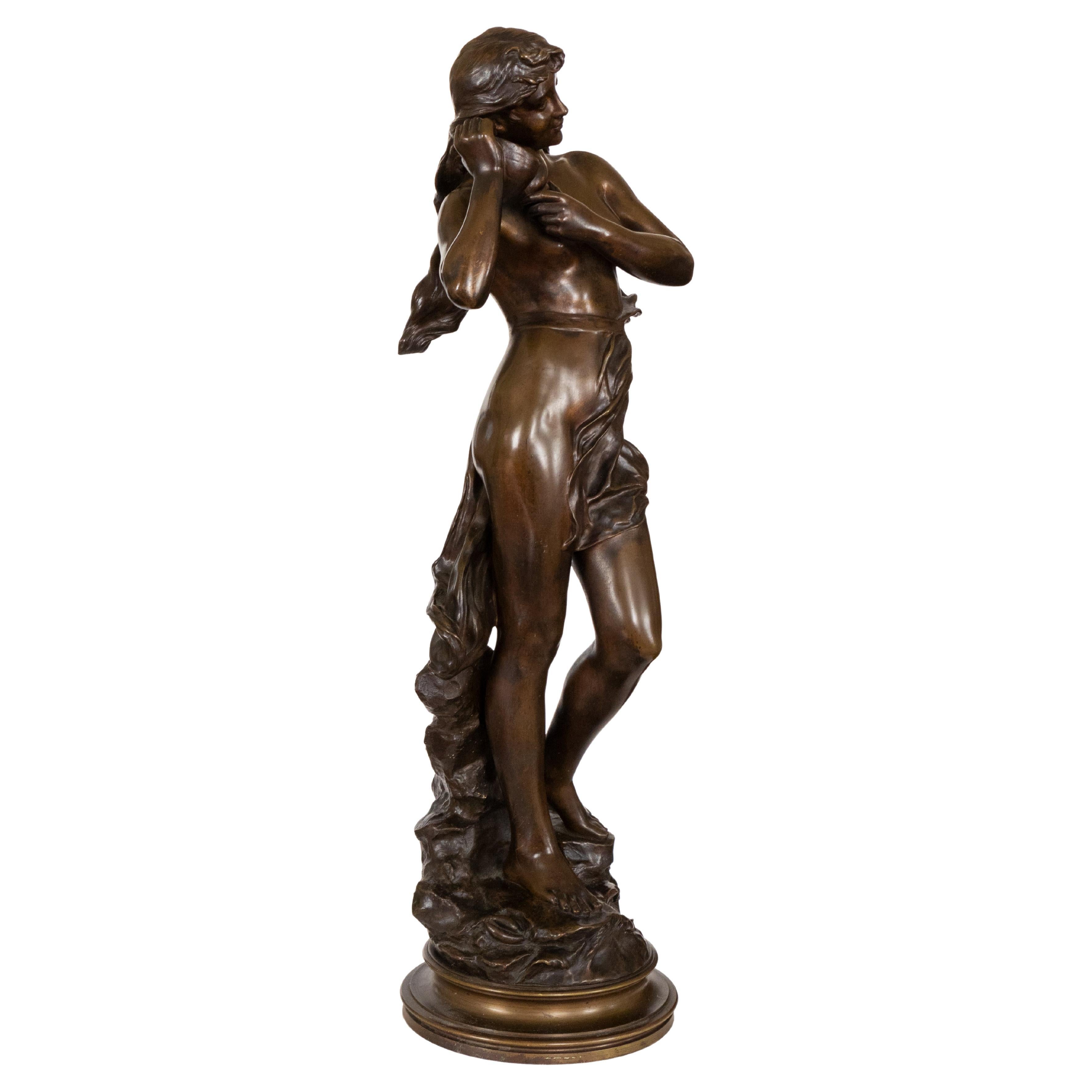19. Jahrhundert Bronzeskulptur Eurydike von Eugène Marioton Frau im Angebot