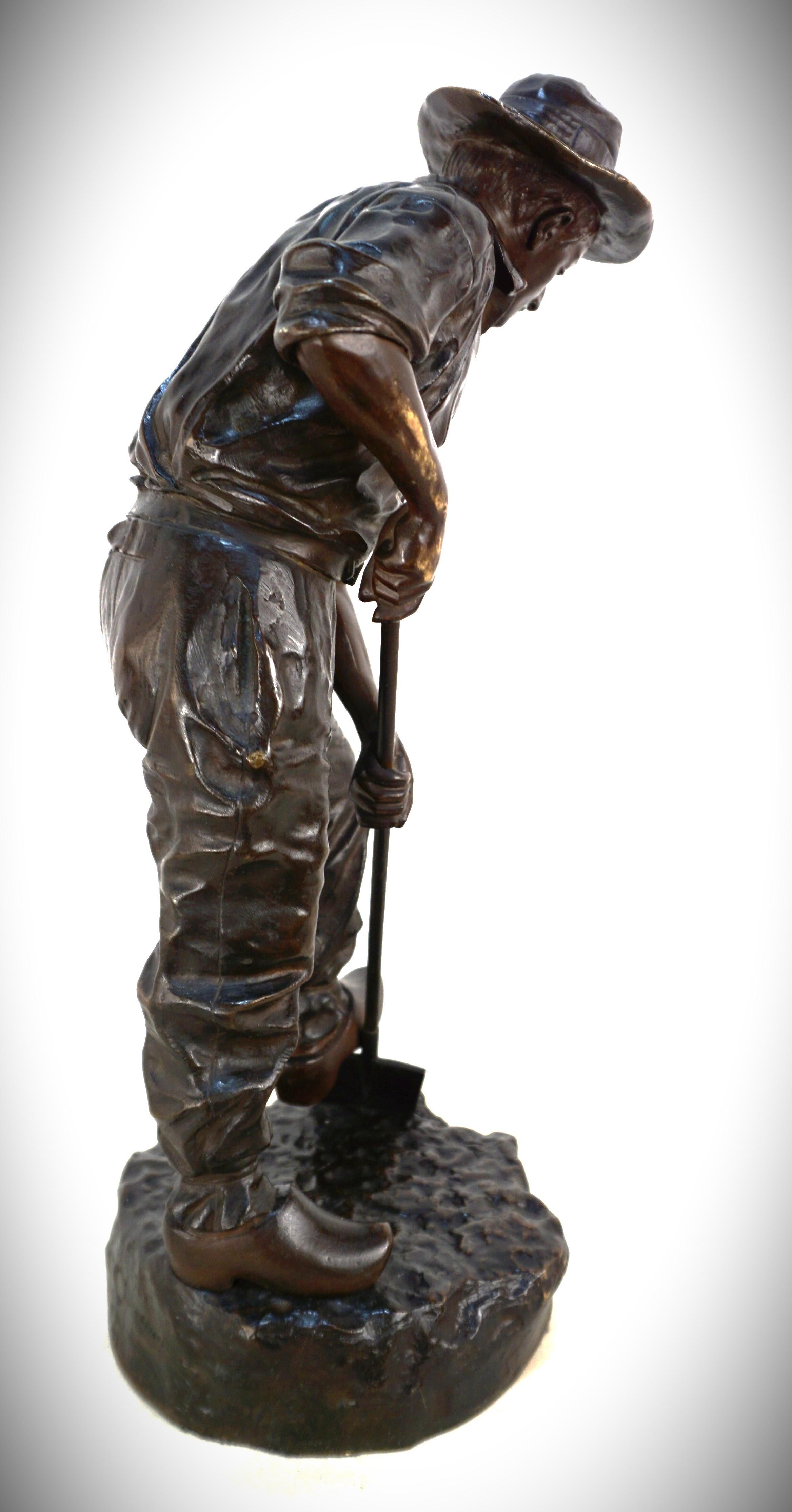 Escultura de bronce del siglo XIX Trabajador del campo de Jean Garnier en venta 3