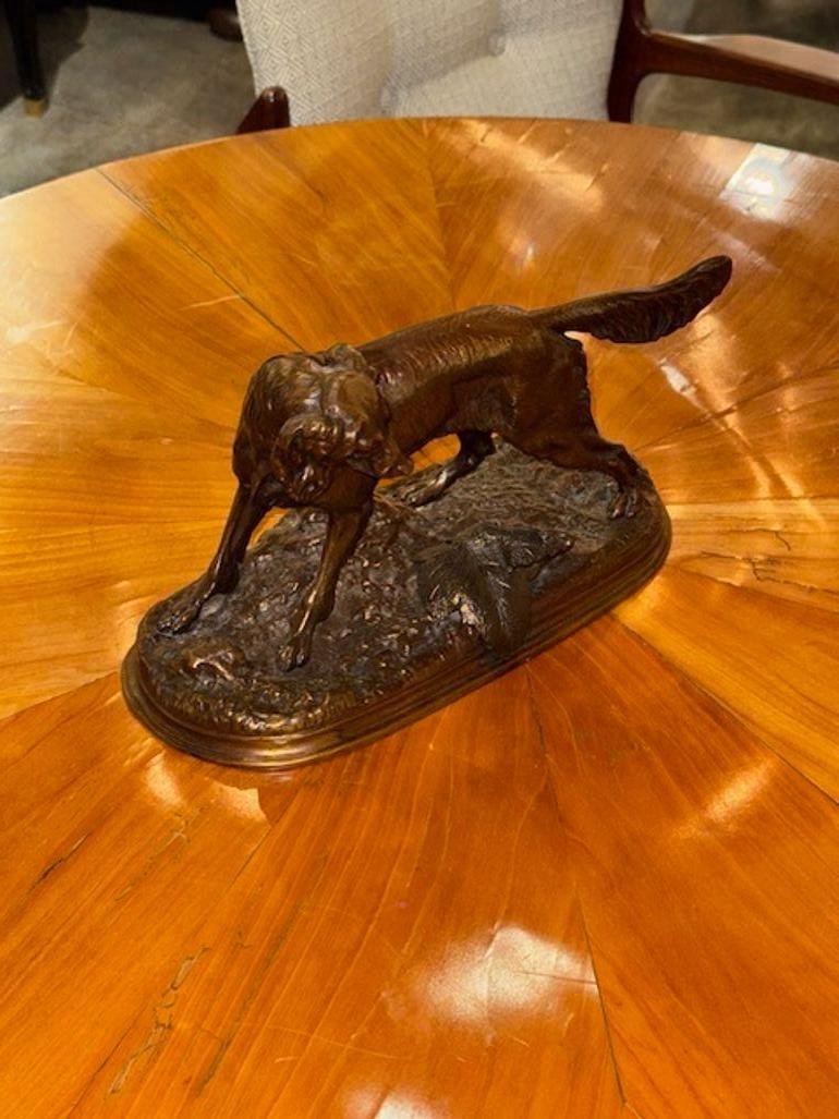Francese Scultura in bronzo del XIX secolo raffigurante un pointer di Jules Moingiez in vendita