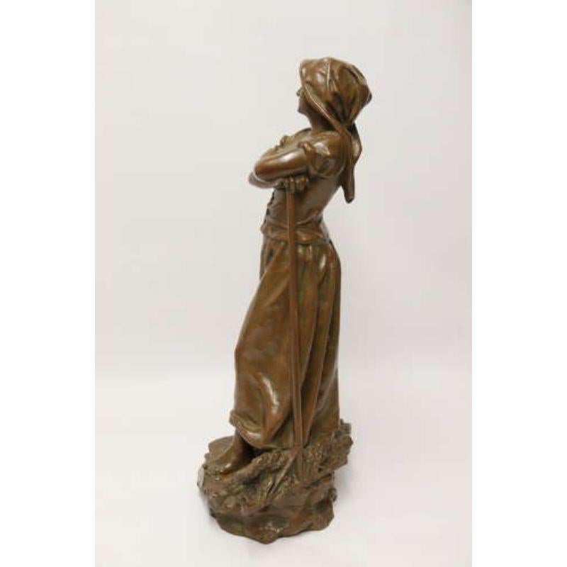 19th Century Bronze Sculpture of a Young Female Gathering Hey For Sale 3