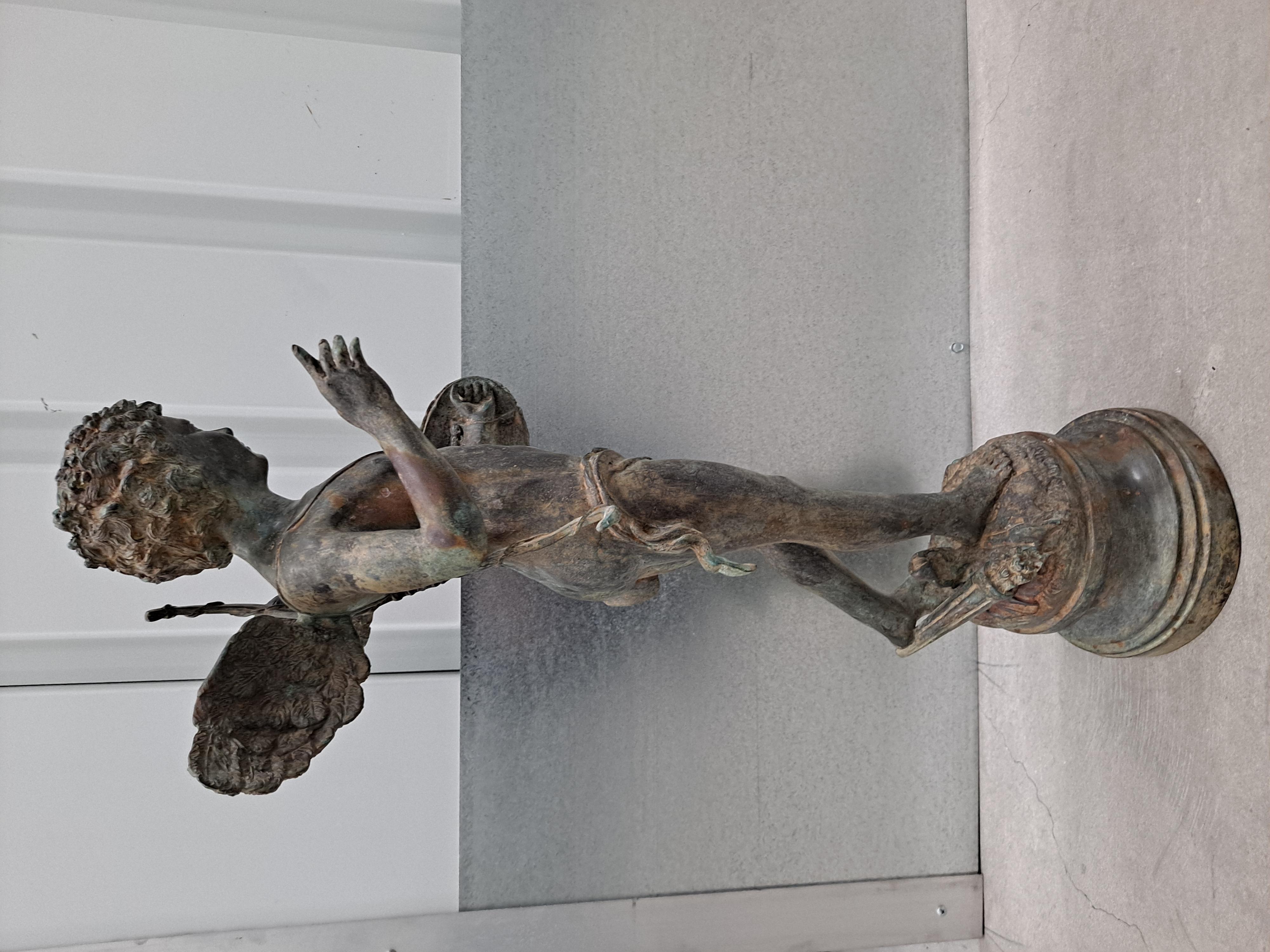 XIXe siècle Sculpture de Cupidon du 19ème siècle d'après Pierre Chenet en vente